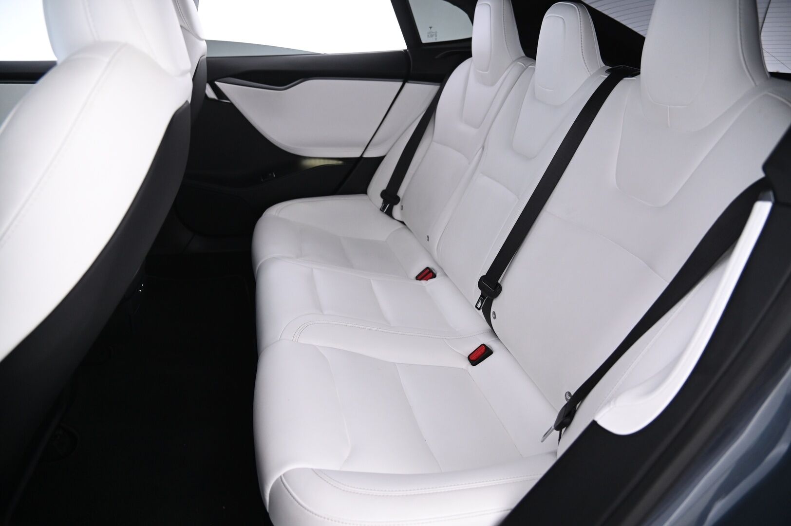 Tesla Model S 2020 Long Range AWD Raven - | CCS-päivitys tehty | 21" Turbine | Aviloo 90,2% | Intel Atom | Ilma-alusta | Premium Audio | 2x Alumiinivanteet renkailla |
