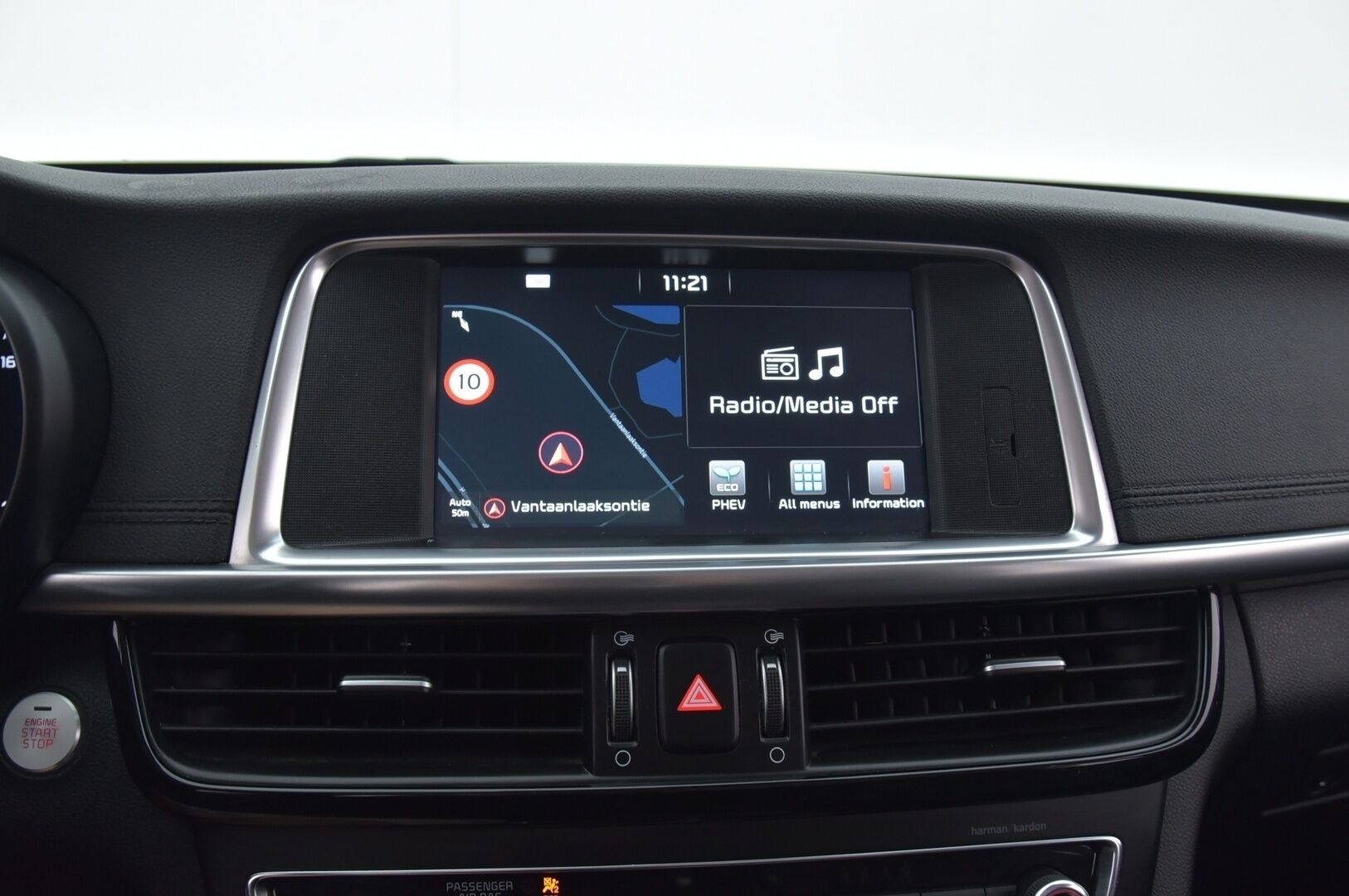 KIA OPTIMA 2018 2,0 GDI PHEV Business Premium SW A/T - | Suomi- Auto | Adapt.vakkari | Harman & Kardon | Avaimeton avaus & käynnistys | Android Auto | Apple Car Play | Peruutuskamera | Merkkiliikkeet huoltokirja | Ilmastoidut nahkapenkit |