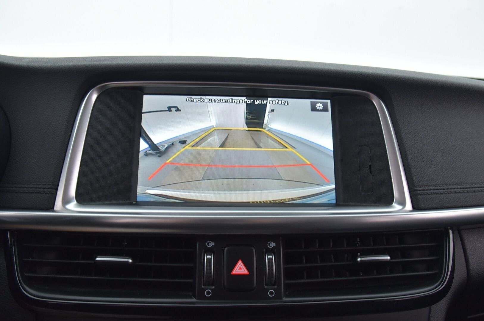 KIA OPTIMA 2018 2,0 GDI PHEV Business Premium SW A/T - | Suomi- Auto | Adapt.vakkari | Harman & Kardon | Avaimeton avaus & käynnistys | Android Auto | Apple Car Play | Peruutuskamera | Merkkiliikkeet huoltokirja | Ilmastoidut nahkapenkit |