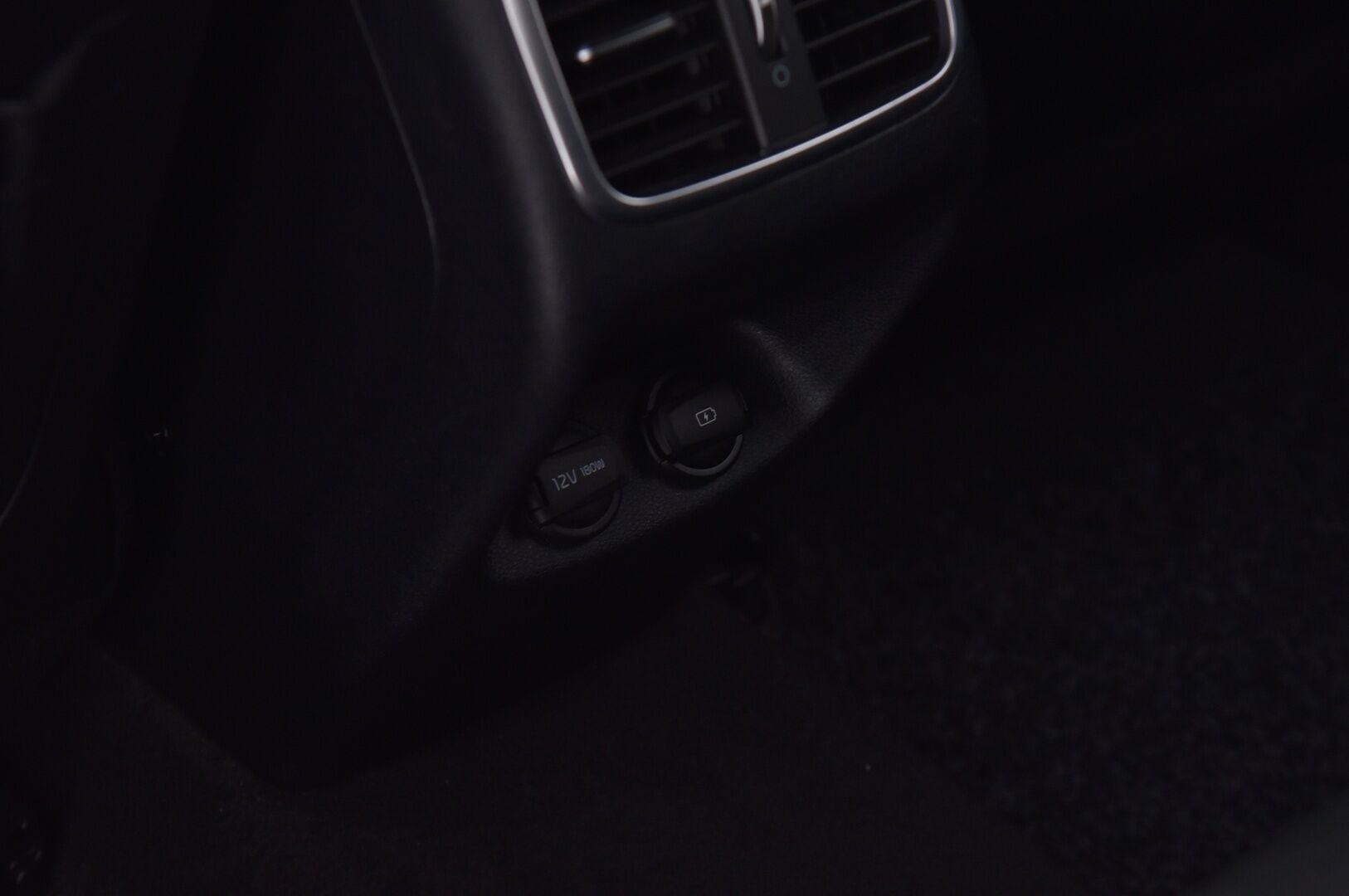 KIA OPTIMA 2018 2,0 GDI PHEV Business Premium SW A/T - | Suomi- Auto | Adapt.vakkari | Harman & Kardon | Avaimeton avaus & käynnistys | Android Auto | Apple Car Play | Peruutuskamera | Merkkiliikkeet huoltokirja | Ilmastoidut nahkapenkit |