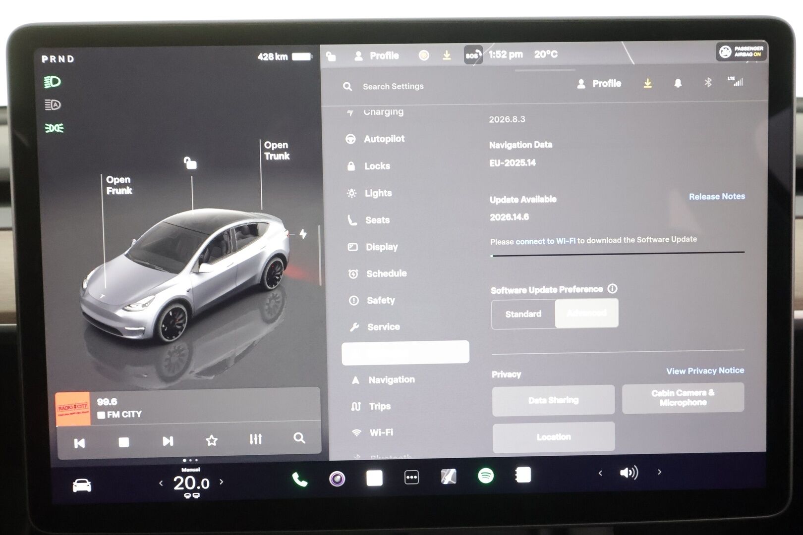 Tesla Model Y 2023 Performance - | Koukku | ILP | Lasikatto | Premium Audio | Matrix LED | P.Kamera | Mustat nahat | Ratinlämmitin | ALV | 1.Om Suomi-auto | Kahdet renkaat aluvanteilla | 