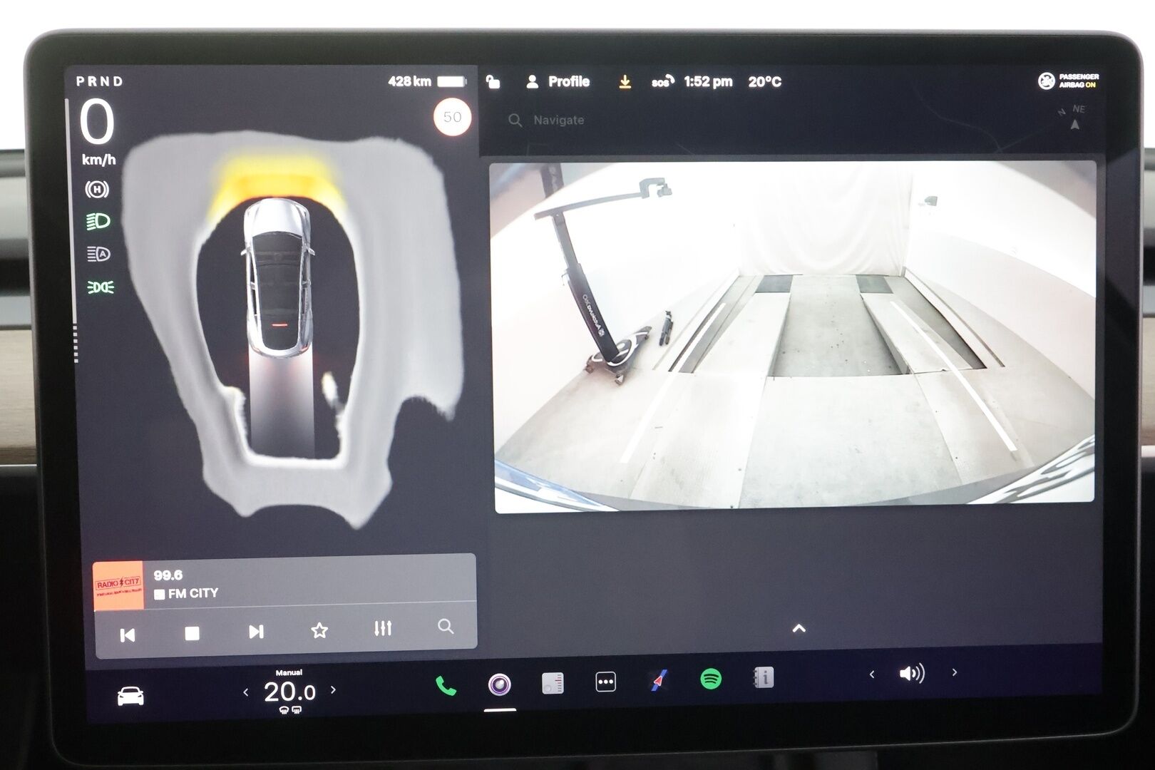 Tesla Model Y 2023 Performance - | Koukku | ILP | Lasikatto | Premium Audio | Matrix LED | P.Kamera | Mustat nahat | Ratinlämmitin | ALV | 1.Om Suomi-auto | Kahdet renkaat aluvanteilla | 