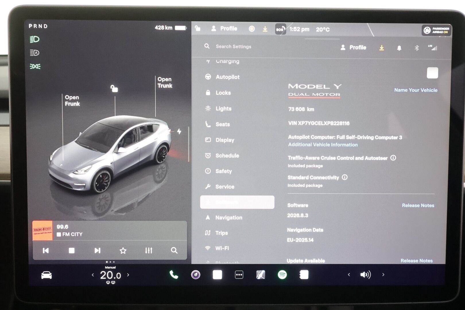 Tesla Model Y 2023 Performance - | Koukku | ILP | Lasikatto | Premium Audio | Matrix LED | P.Kamera | Mustat nahat | Ratinlämmitin | ALV | 1.Om Suomi-auto | Kahdet renkaat aluvanteilla | 