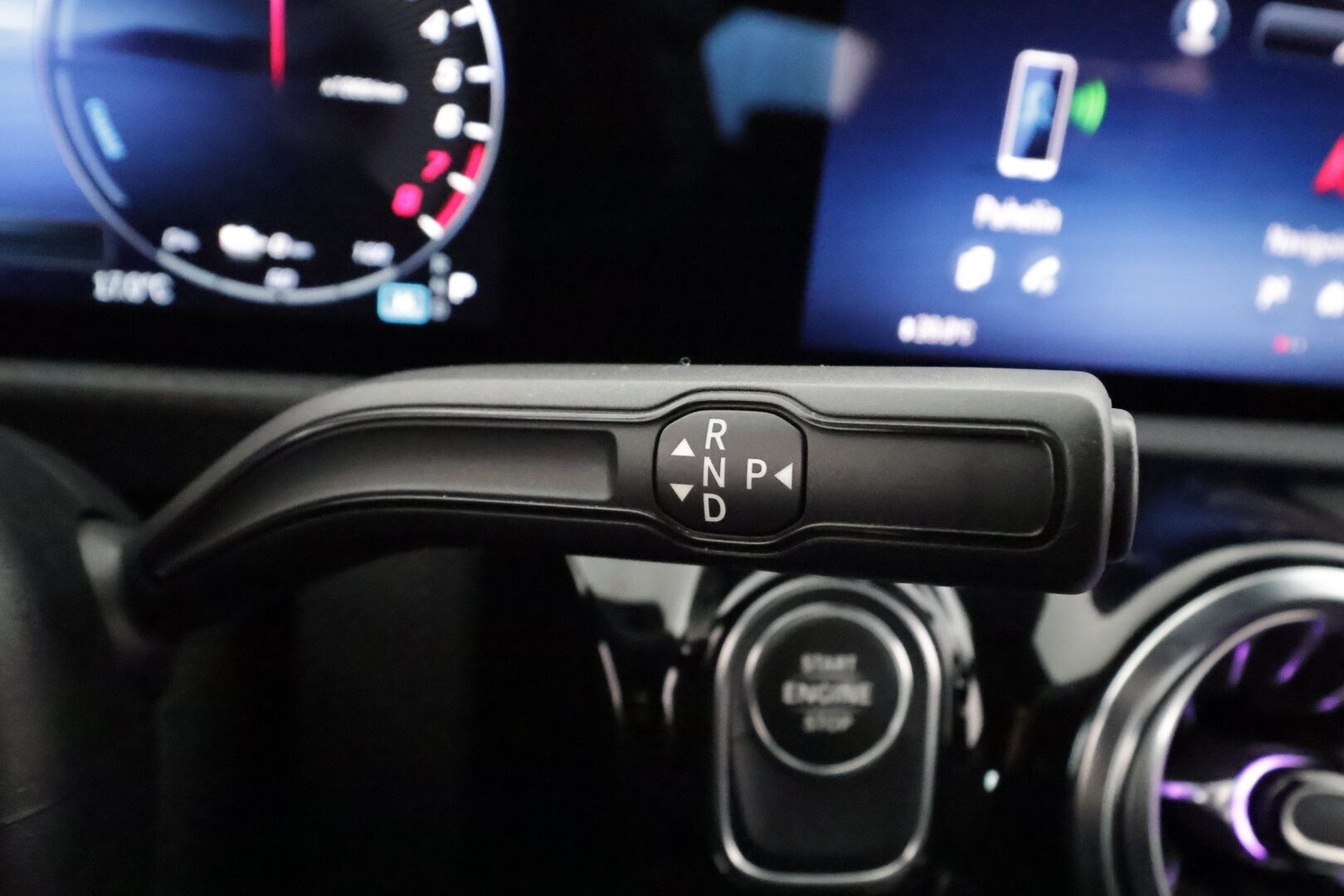 Mercedes-Benz CLA 2024 250 e A - | Distronic+ | Lisälämmitin | Widescreen | P.Kamera | Puolinahat | LED | Keyless | Apple&Android | Suomi-auto | Kahdet Renkaat |