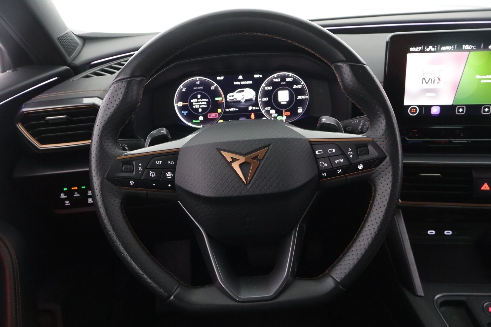 Cupra Formentor 2021 1.4 PHEV 150 kW e-HYBRID DSG *Esilämmitys / Adapt. Vakkari / Tutkat / Sporttipenkit / Ratinlämmitin / Apple&Android* - 2x Latauskaapelit / 2x Aluvanteet ja Renkaat / Edulliset kustannukset / Järkipäätös