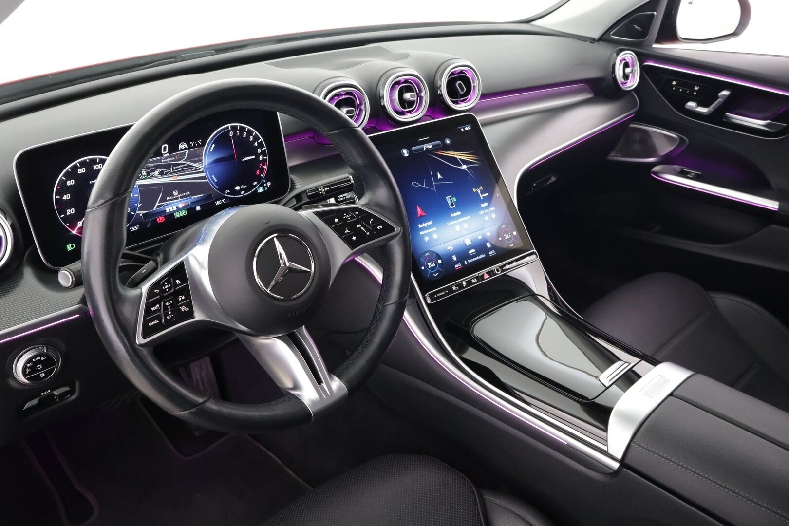 Mercedes-Benz C 2023 300 e 4MATIC A Business - 2,99 % KORKOTARJOUS TÄHÄN AUTOON - Distronic Plus / Burmester / 360° / Ilmastoidut & Hierovat Sporttinahat Muisteilla / Koukku / Ohjausavustin / KeylessGo / Esilämmitys / Teipattu!