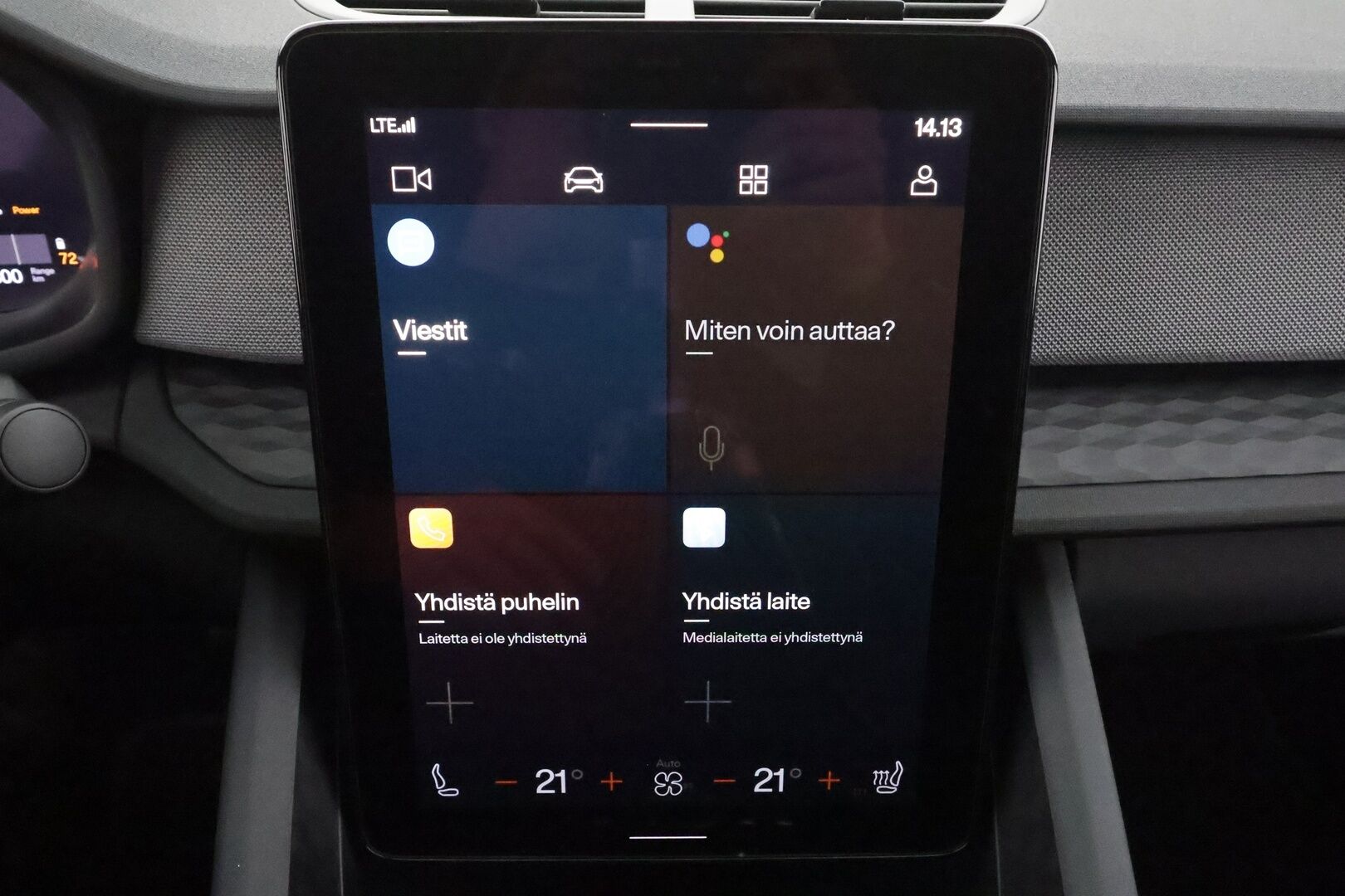 Polestar 2 2024 Standard Range Single Motor, 200kW, 69kWh * Vakkari / ILP / 360-Kamera / Muistipenkki / High performance äänentoisto * - Kahdet Renkaat / Merkkihuollettu