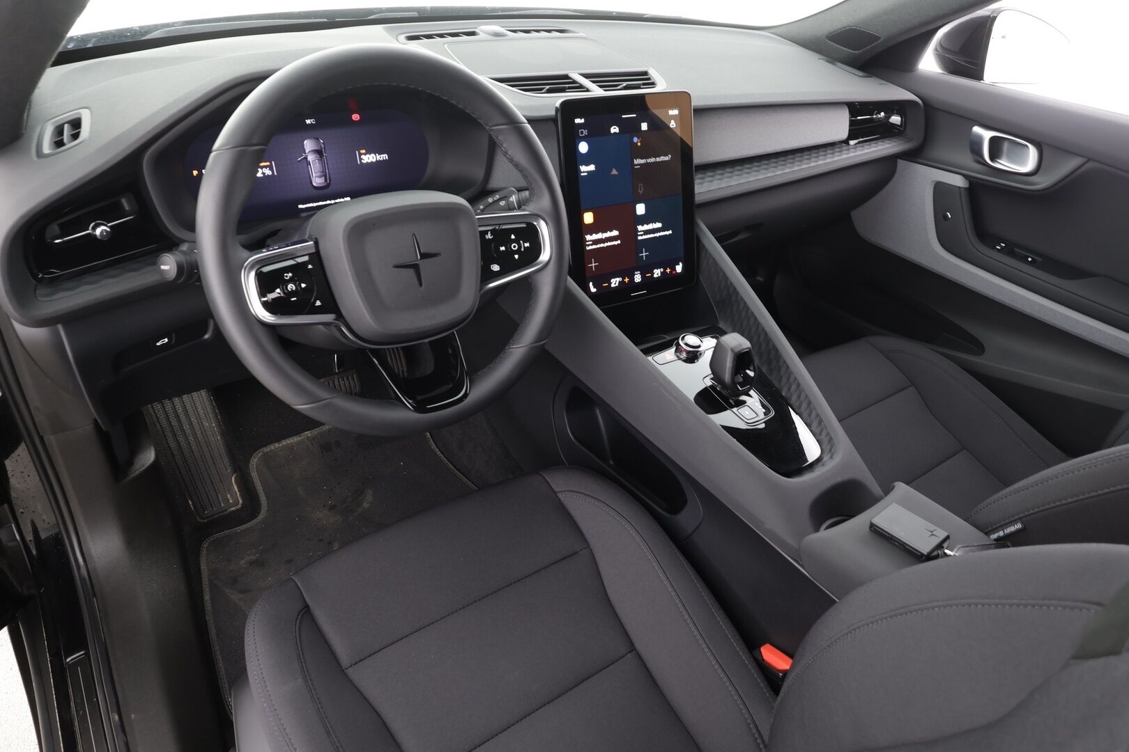 Polestar 2 2024 Standard Range Single Motor, 200kW, 69kWh * Vakkari / ILP / 360-Kamera / Muistipenkki / High performance äänentoisto * - Kahdet Renkaat / Merkkihuollettu