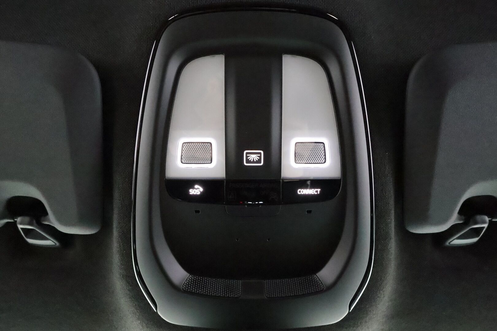 Polestar 2 2024 Standard Range Single Motor, 200kW, 69kWh * Vakkari / ILP / 360-Kamera / Muistipenkki / High performance äänentoisto * - Kahdet Renkaat / Merkkihuollettu