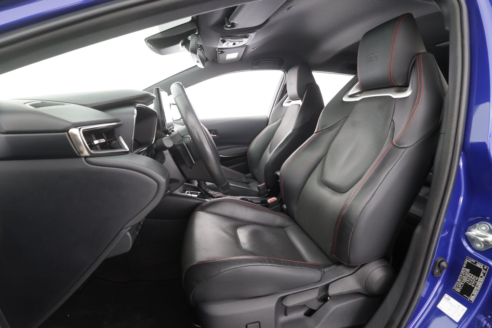 Toyota Corolla 2024 Touring Sports 2,0 Hybrid GR SPORT - | JBL | ACC | HUD | LED | P.Kamera | Nahkaverhoilu | Kaistavahti | Sisätilanlämmitin | Facelift | Katveavustin | PDA | Digimittaristo | Keyless | 1-om Suomi-auto | Merkkihuollot | Kahdet renkaat |