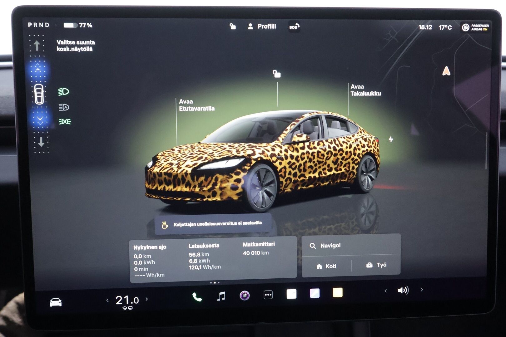 Tesla Model 3 2024 RWD Highland - | ILP | Lasikatto | ACC | Matrix-LED | P.Kamera | Ilmastoitu Muistipenkki | Navi | Kaistavahti | Keyless | 1-om Suomi-auto | 2x Latauskaapelit | Kahdet renkaat |