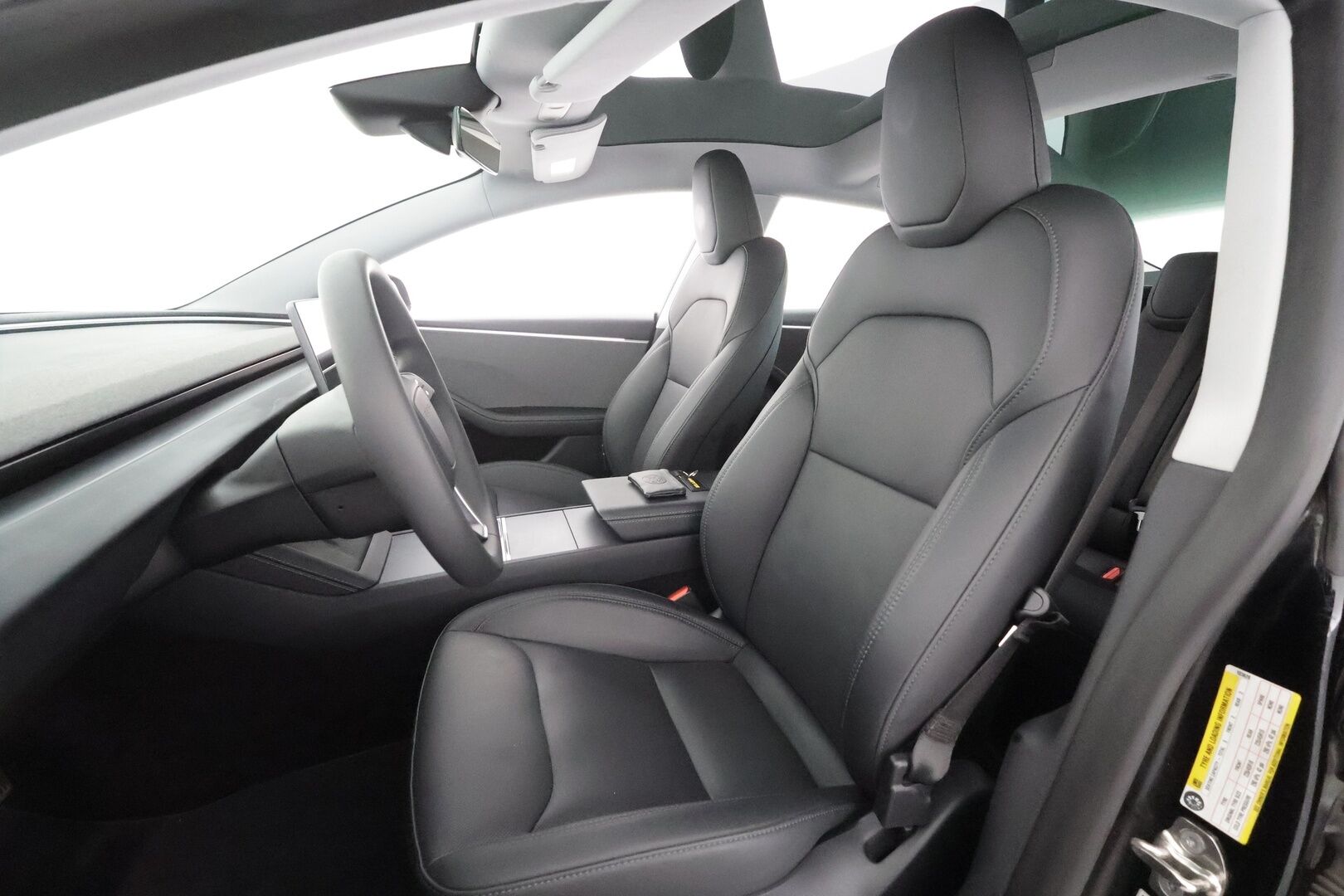 Tesla Model 3 2024 RWD Highland - | ILP | Lasikatto | ACC | Matrix-LED | P.Kamera | Ilmastoitu Muistipenkki | Navi | Kaistavahti | Keyless | 1-om Suomi-auto | 2x Latauskaapelit | Kahdet renkaat |