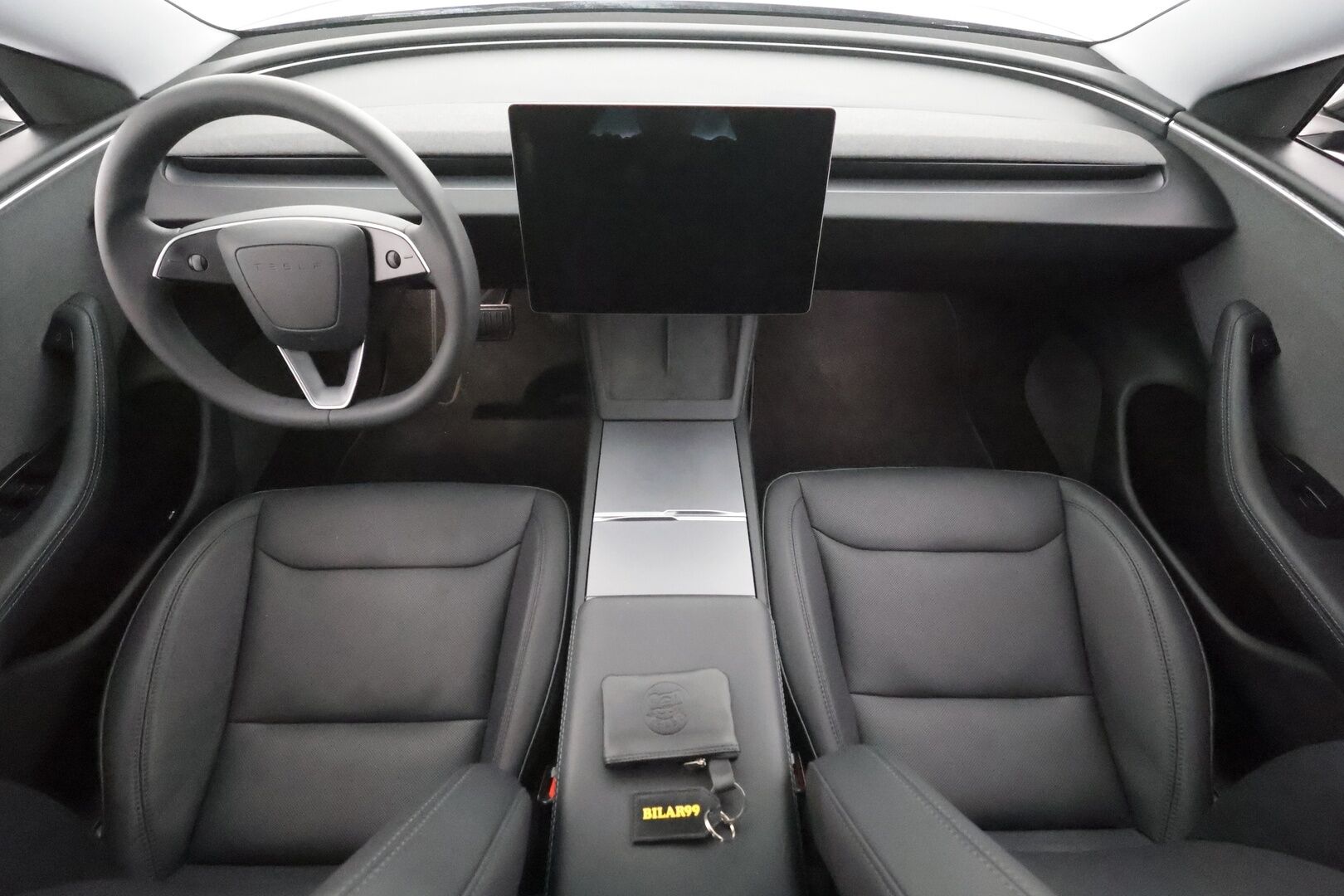 Tesla Model 3 2024 RWD Highland - | ILP | Lasikatto | ACC | Matrix-LED | P.Kamera | Ilmastoitu Muistipenkki | Navi | Kaistavahti | Keyless | 1-om Suomi-auto | 2x Latauskaapelit | Kahdet renkaat |