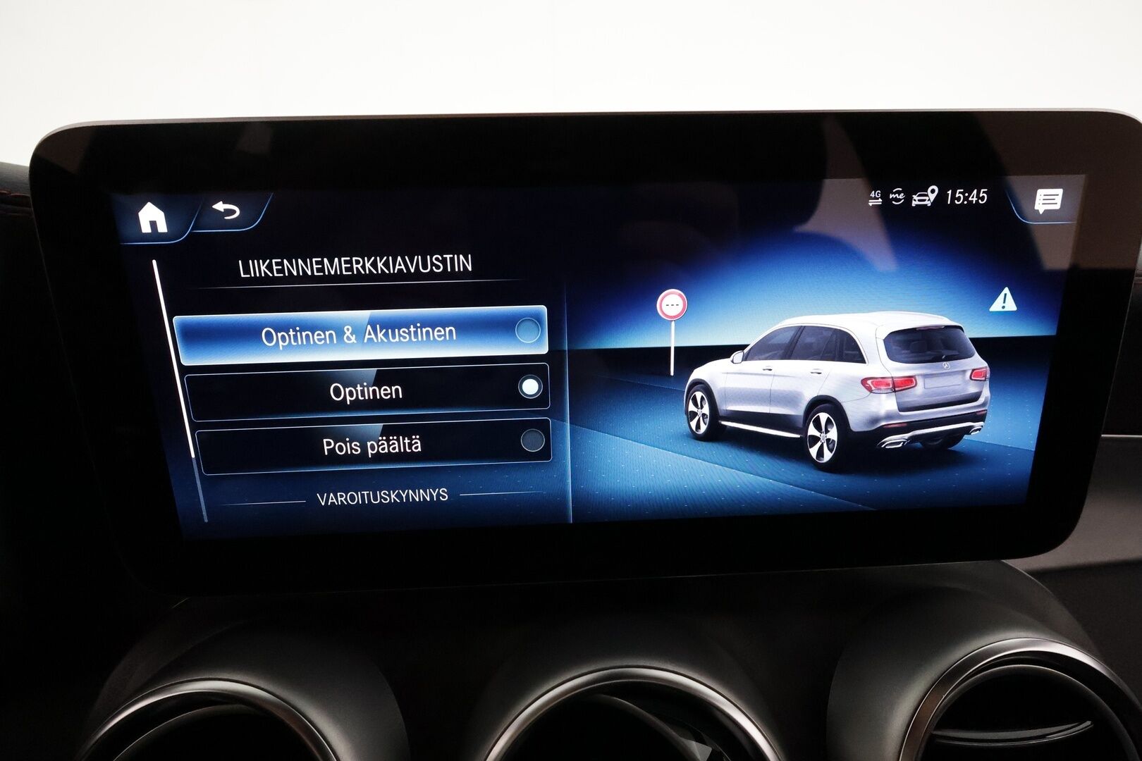 Mercedes-Benz GLC 2022 300e 4Matic A AMG **Panorama / Adapt.Vakkari / LED-High Performance / 360° / Koukku / Sporttipenkit / Navi / Keyless** - 3,99 % KORKOTARJOUS TÄHÄN AUTOON - 2x Latauskaapelit / Kahdet Renkaat