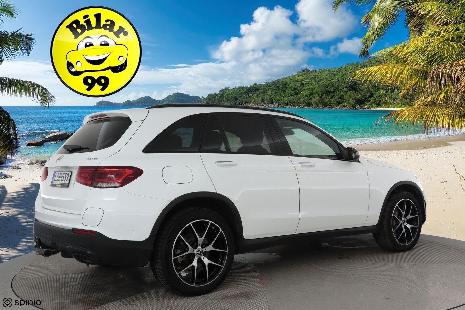 Mercedes-Benz GLC 2022 300e 4Matic A AMG **Panorama / Adapt.Vakkari / LED-High Performance / 360° / Koukku / Sporttipenkit / Navi / Keyless** - 3,99 % KORKOTARJOUS TÄHÄN AUTOON - 2x Latauskaapelit / Kahdet Renkaat