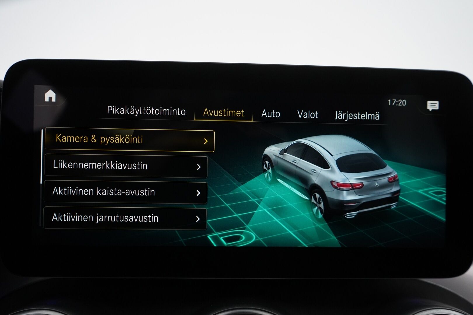 Mercedes-Benz GLC 2021 300 de 4MATIC A Business Coupé EQ Power  *ACC / 360-Kamera / Multibeam-LED /  Ilmastoidut penkit / Burmester* - 3,99 % KORKOTARJOUS TÄHÄN AUTOON - 31.5. ASTI! - Merkkiliikkeen huoltohistoria /  Night-Paketti / AMG- ulko ja sisäpaketti / Kahdet hyvät renkaat / Supervarustelu / Ambient 