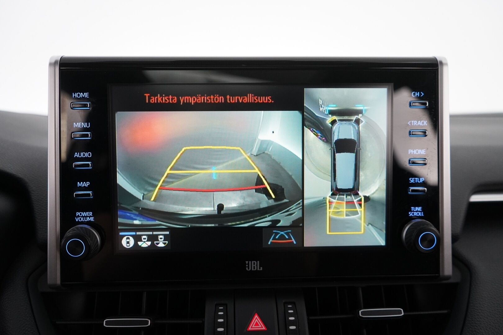 Toyota RAV4 Plug-in 2021 Hybrid 2,5 AWD-i Premium / ACC / Ilmastoidut muistipenkit / JBL / HUD / Kamera / Koukku / Panorama / Ratinlämmitin / Blis - 3,99 % KORKOTARJOUS TÄHÄN AUTOON 31.8. ASTI! - Viimeisin huolto Toyotalla 02/25 55tkm! / Kahdet alumiinivanteet hyvillä renkailla / Todella näyttävä yksilö! 