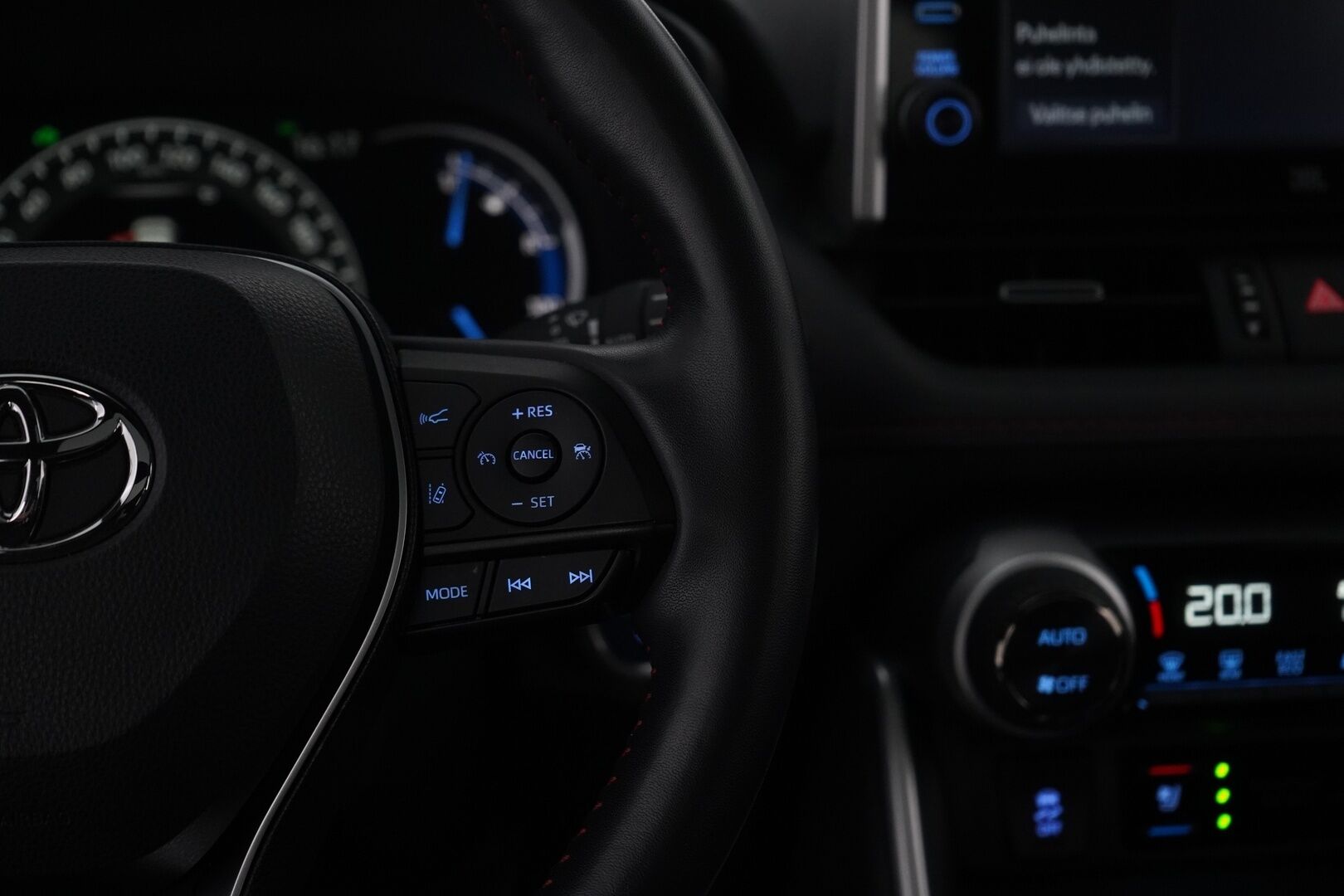 Toyota RAV4 Plug-in 2021 Hybrid 2,5 AWD-i Premium / ACC / Ilmastoidut muistipenkit / JBL / HUD / Kamera / Koukku / Panorama / Ratinlämmitin / Blis - 3,99 % KORKOTARJOUS TÄHÄN AUTOON 31.8. ASTI! - Viimeisin huolto Toyotalla 02/25 55tkm! / Kahdet alumiinivanteet hyvillä renkailla / Todella näyttävä yksilö! 
