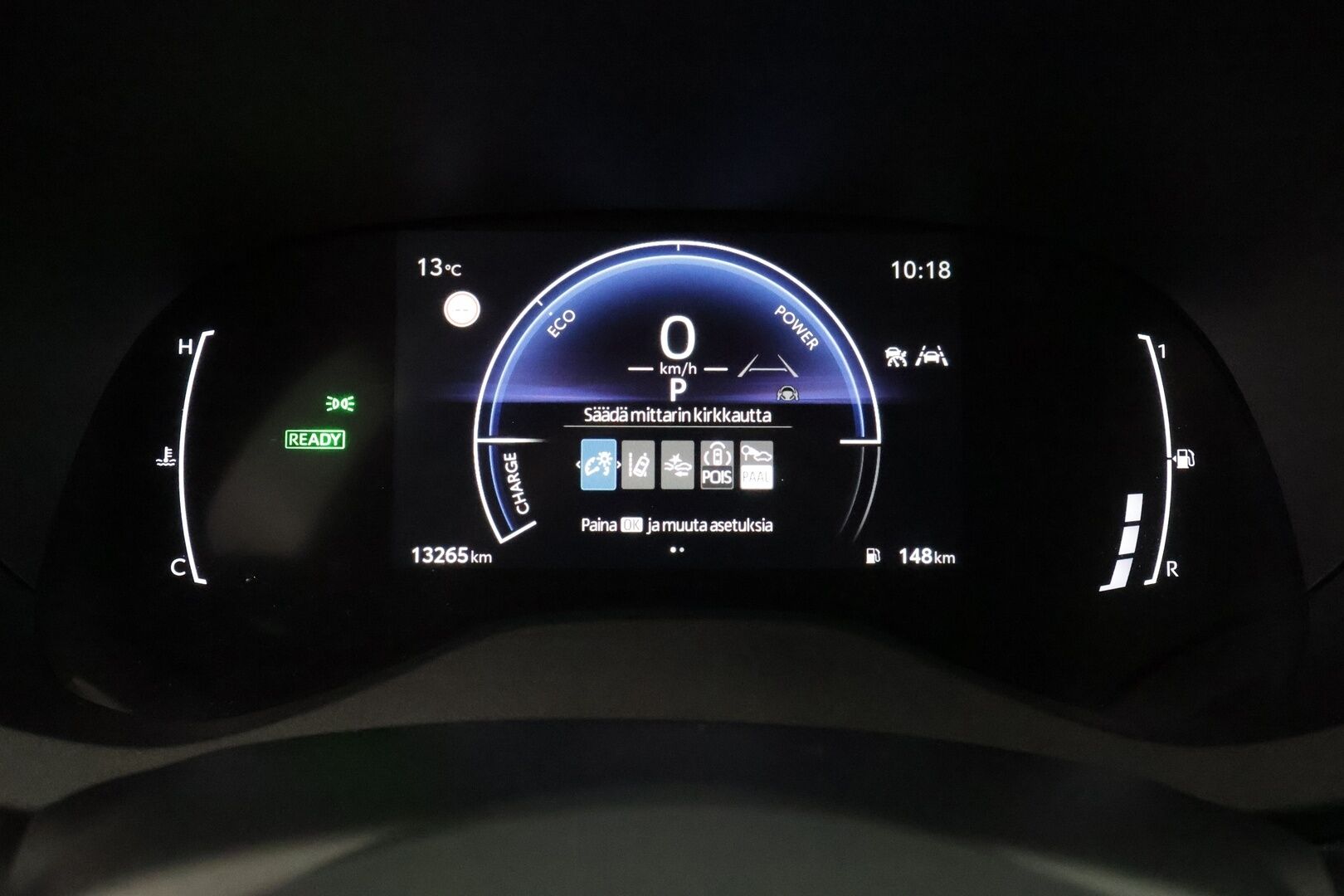 Toyota Yaris 2024 1,5 Hybrid 116 Limited Edition - | ACC | Facelift | P.kamera | Lämm. ratti | Lane Assist | PDA | RSA | Apple & Android | LED | Aut. pitkät | 1-om suomiauto | 2x renkaat aluin |