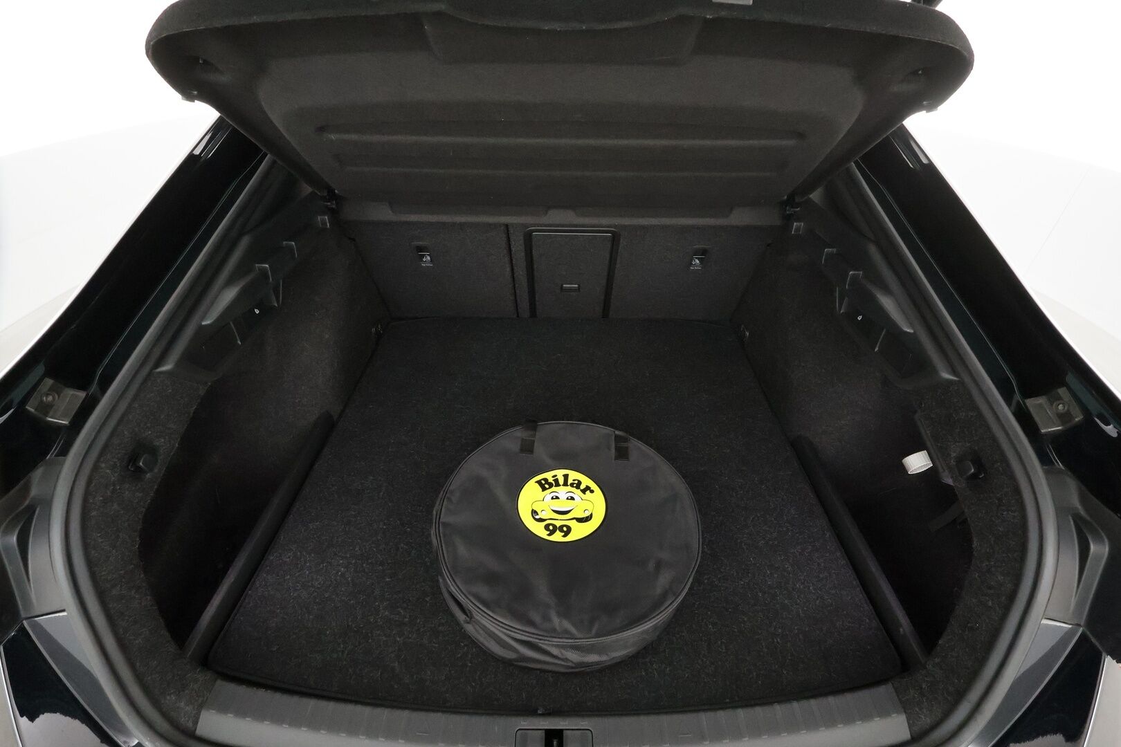 Skoda Octavia 2021 1.4TSI PHEV RS iV DSG * ACC / Webasto / Canton / Matrix-LED / P.Kamera / Hierovat Sportpenkit Muistilla / Navi * - 2x Latauskaapelit / Kahdet renkaat / Akku kuntotarkastettu!