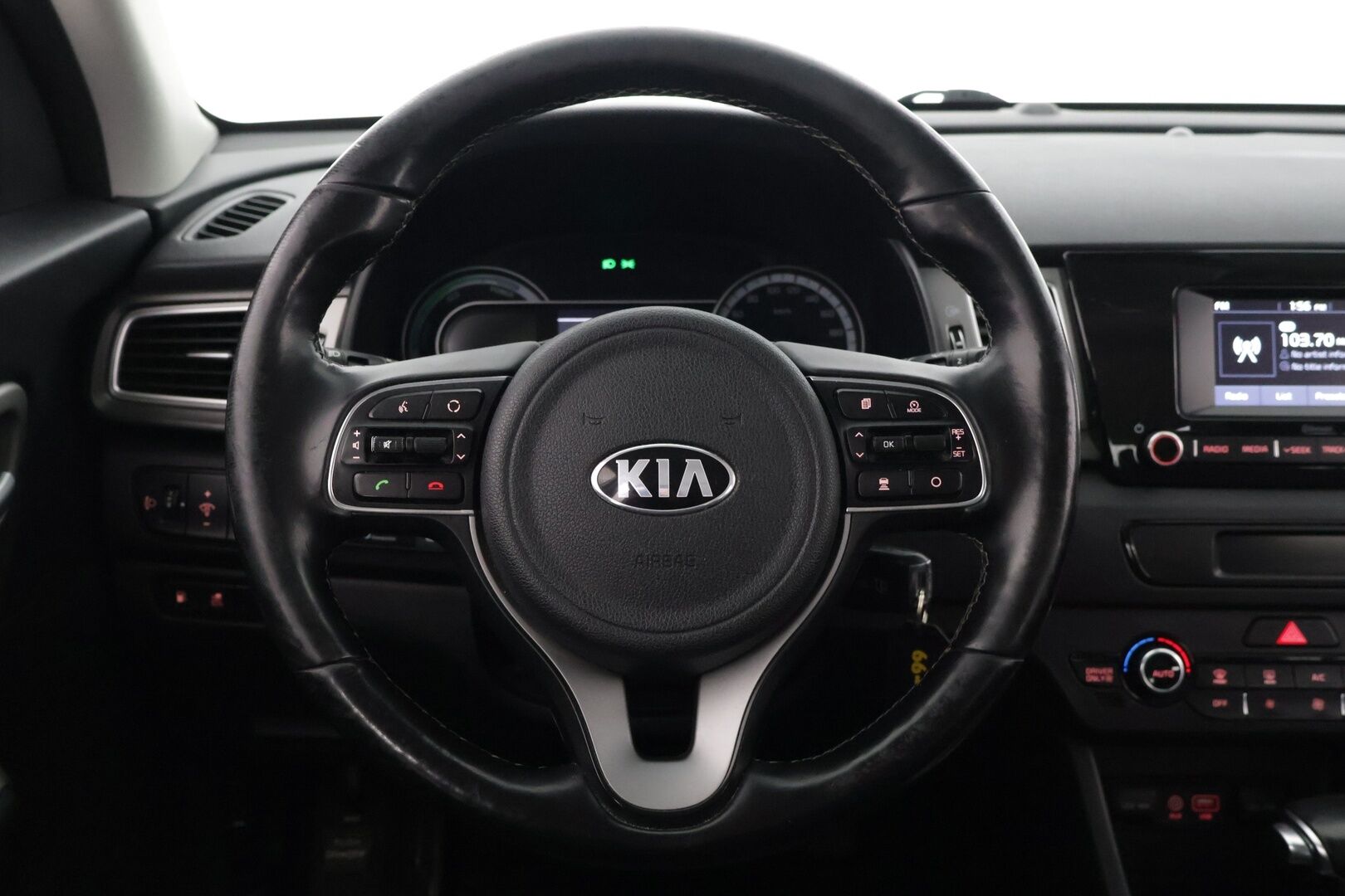Kia Niro 2019 1,6 GDI Hybrid EX DCT * Adapt. Vak / Parkkitutkat takana / Lohko + sisä / Ratinläm * - Huollettu 10/25 / Merkkiliikkeen huoltokirja / Katsastus 6/26 *
