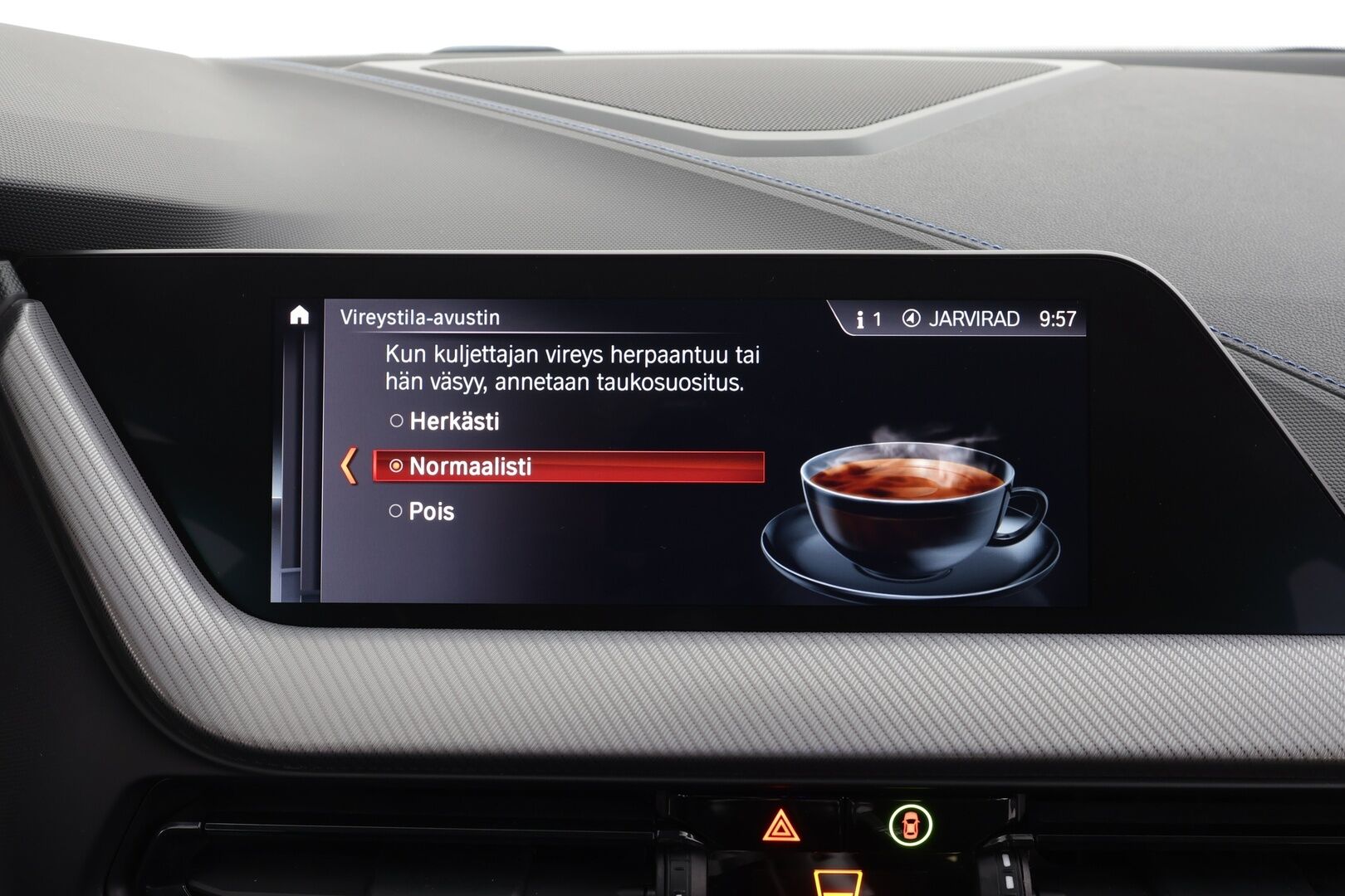 BMW 118 2021 F40 Hatchback 118i A Business M Sport * Vakkari / P.tutkat / Hifi / Digimittaristo / Sporttipenkit / LED * - Kahdet renkaat aluvanteilla - HULLUT BLACKWEEK JATKOT - KORKOTARJOUS 2,49%