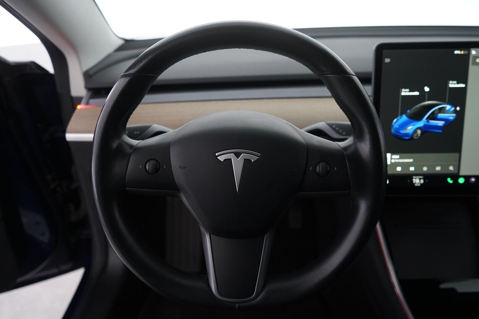 Tesla Model 3 2019 Long-Range Dual Motor AWD *Premium audio / Nahat / Kamera / ACC / Lasikatto* - Kahdet renkaat / Kahdet laturit / Premium Audio