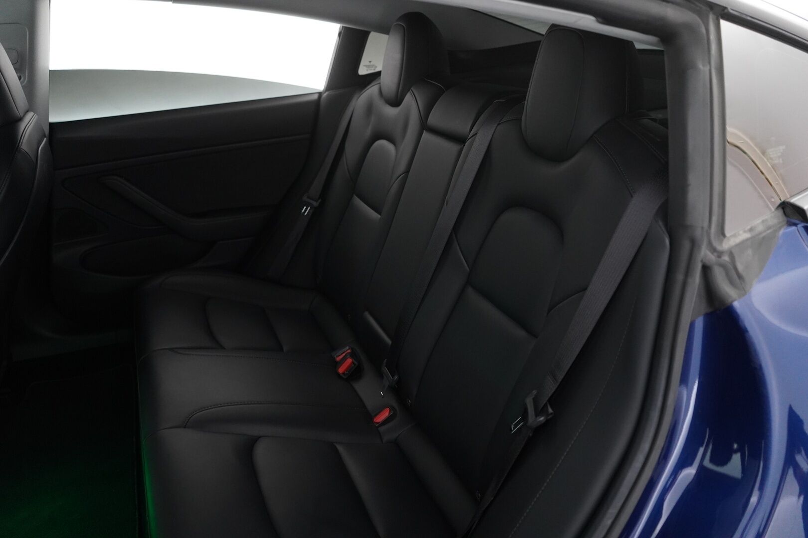 Tesla Model 3 2019 Long-Range Dual Motor AWD *Premium audio / Nahat / Kamera / ACC / Lasikatto* - Kahdet renkaat / Kahdet laturit / Premium Audio