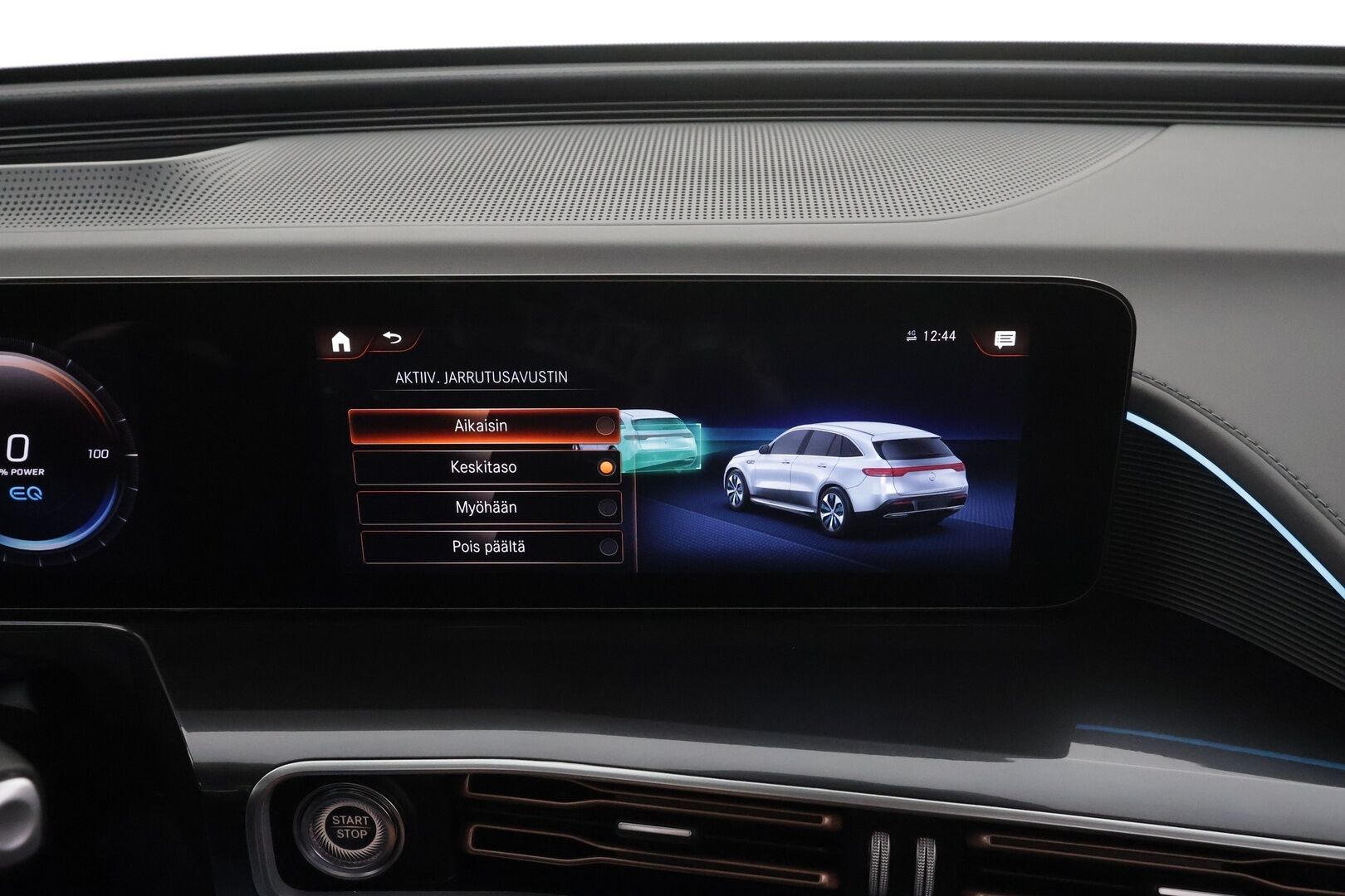 Mercedes-Benz EQC 2023 400 4MATIC Business AMG * Distronic+ / HUD / 360° / Muistipenkit / Multibeam / Midline / Lasikattoluukku / Widescreen * - Kahdet renkaat aluvanteilla