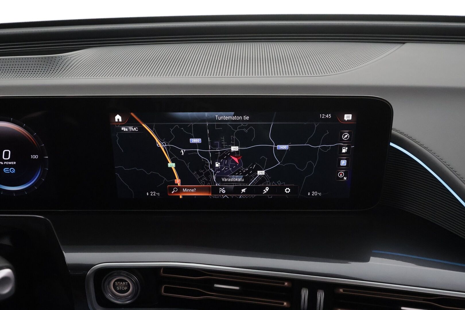 Mercedes-Benz EQC 2023 400 4MATIC Business AMG * Distronic+ / HUD / 360° / Muistipenkit / Multibeam / Midline / Lasikattoluukku / Widescreen * - Kahdet renkaat aluvanteilla