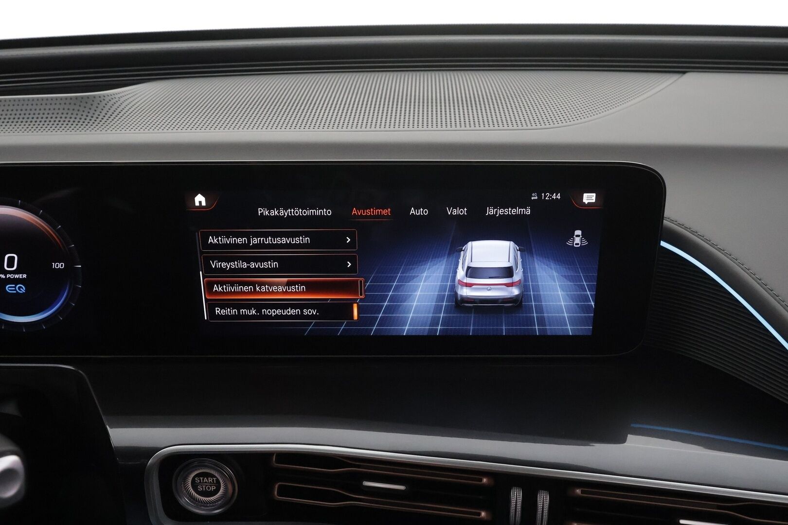 Mercedes-Benz EQC 2023 400 4MATIC Business AMG * Distronic+ / HUD / 360° / Muistipenkit / Multibeam / Midline / Lasikattoluukku / Widescreen * - Kahdet renkaat aluvanteilla