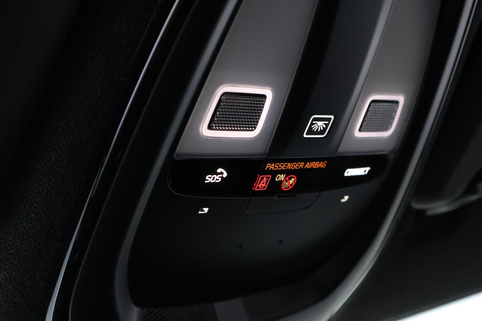 Polestar 2 2023 Long Range Dual Motor Performance, 350kW, 78kWh - 3,99 % KORKOTARJOUS TÄHÄN AUTOON - Lämpöpumppu / Pilot&Plus / Harman&Kardon / Lasikatto / Vetokoukku / 360-Kamera / Pixel-Led / Juuri saapunut Tampereelle!