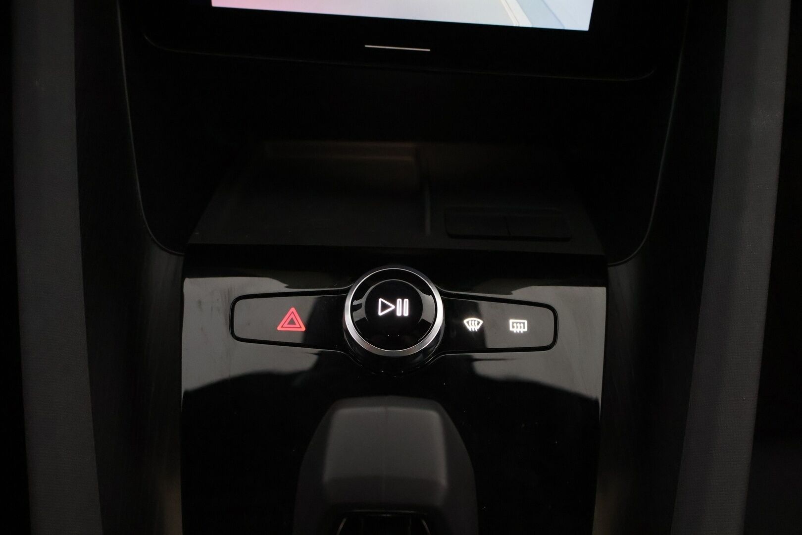 Polestar 2 2023 Long Range Dual Motor Performance, 350kW, 78kWh - 3,99 % KORKOTARJOUS TÄHÄN AUTOON - Lämpöpumppu / Pilot&Plus / Harman&Kardon / Lasikatto / Vetokoukku / 360-Kamera / Pixel-Led / Juuri saapunut Tampereelle!