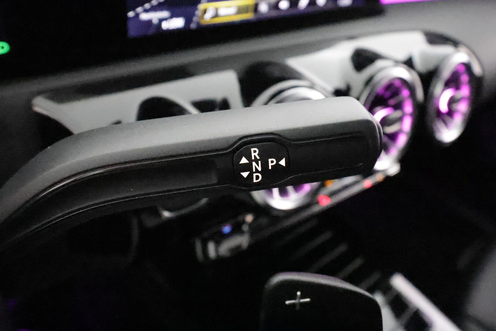 Mercedes-Benz CLA 2021 250 e A Shooting Brake Business *Vakkari / P.kamera / Widescreen / Sporttipenkit / KeylessGo / LED / Navi* - Akku kuntotarkastettu / Kahdet renkaat aluvanteilla / Merkkihuollettu