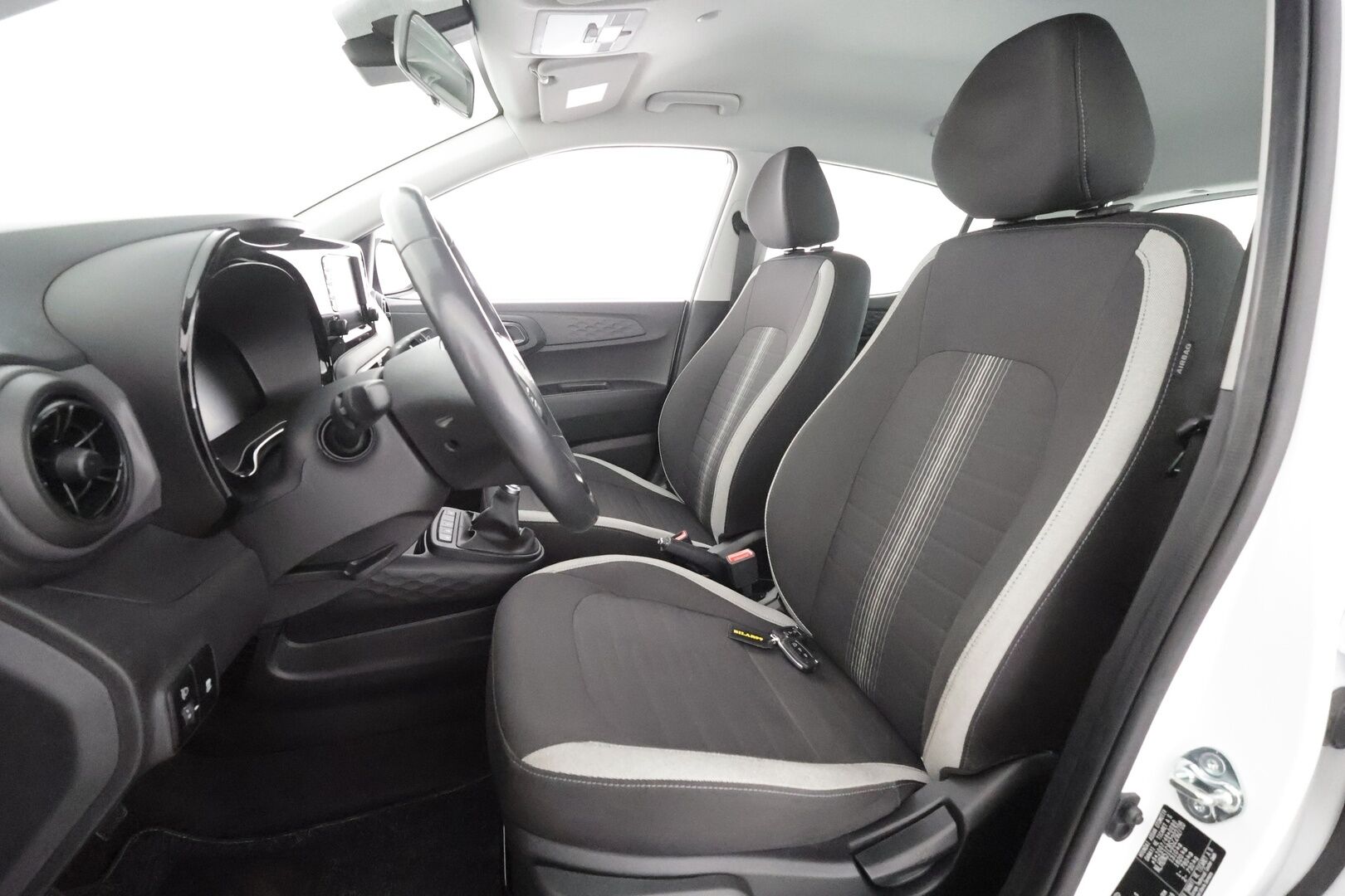 Hyundai i10 2025 1.0 MPi 63 hv 5MT Comfort MY25 - | Vakkari | P.Kamera | Navi | Digimittari | Apple&Android | Suomi-Auto | Kahdet Renkaat |