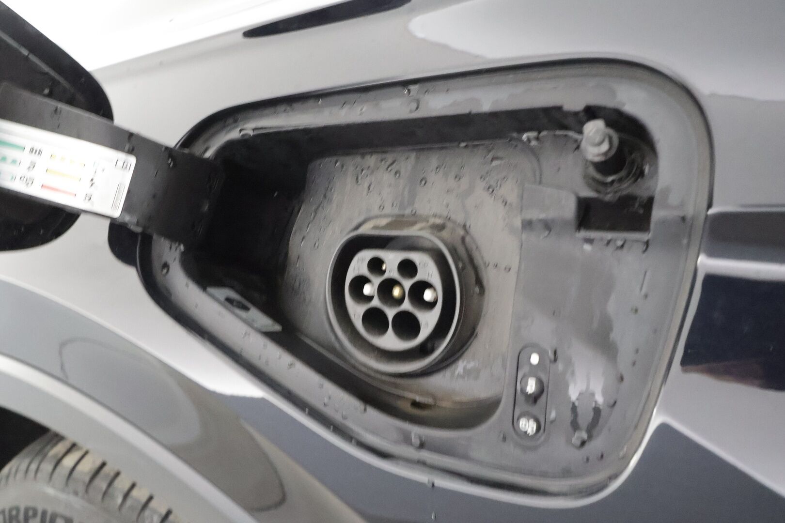 Volkswagen Tiguan 2022 Style Business eHybrid 180 kW DSG-automaatti - | ACC | Koukku | P. Kamera | IQ Light | ErgoActive | Keyless | Digimittaristo | Lane Assist | Side Assist | 2x renkaat aluin | Merkkihuollot |