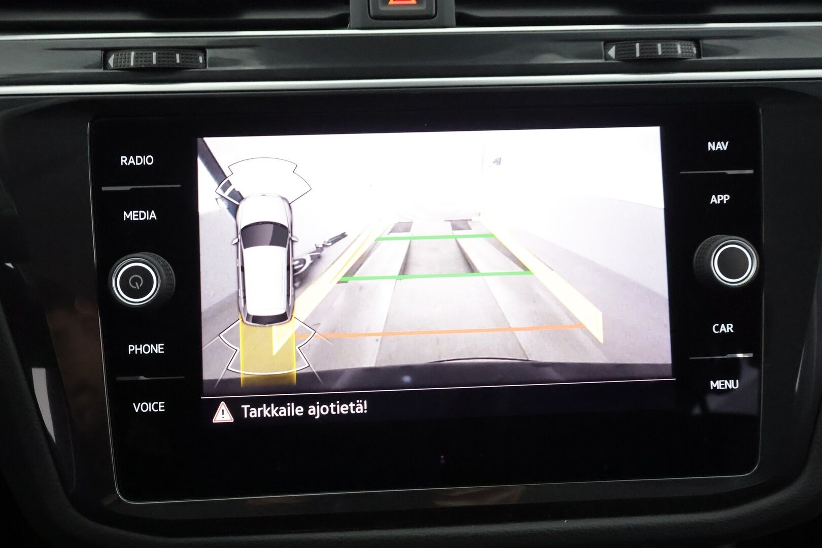 Volkswagen Tiguan 2022 Style Business eHybrid 180 kW DSG-automaatti - | ACC | Koukku | P. Kamera | IQ Light | ErgoActive | Keyless | Digimittaristo | Lane Assist | Side Assist | 2x renkaat aluin | Merkkihuollot |