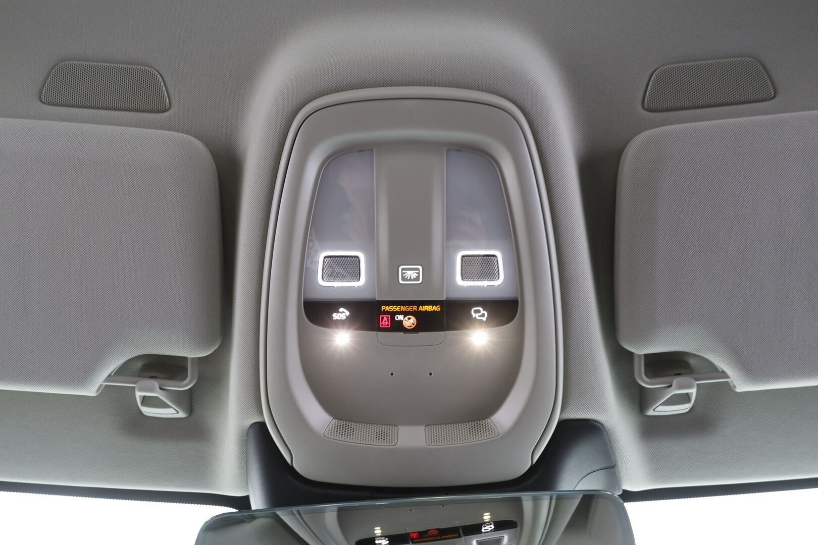 Volvo V90 2025 T8 AWD Long Range High Performance Plus Dark aut - | Pilot assist | Koukku | Muistipenkit | H/K | Full-LED | P.kamera | Sporttinahat | Ratinlämmitys | Keyless | Apple&Android | 1.Om Suomi-auto | Kahdet Renkaat | Merkkihuollettu |