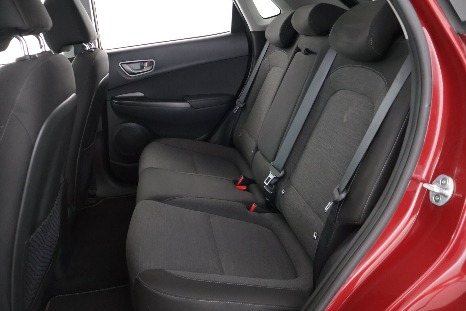 Hyundai KONA 2020 electric 64 kWh 204 hv Style - P-Kamera | Tutkat | Digimittaristo | KRELL | LED | Ratinlämmitin | Navi