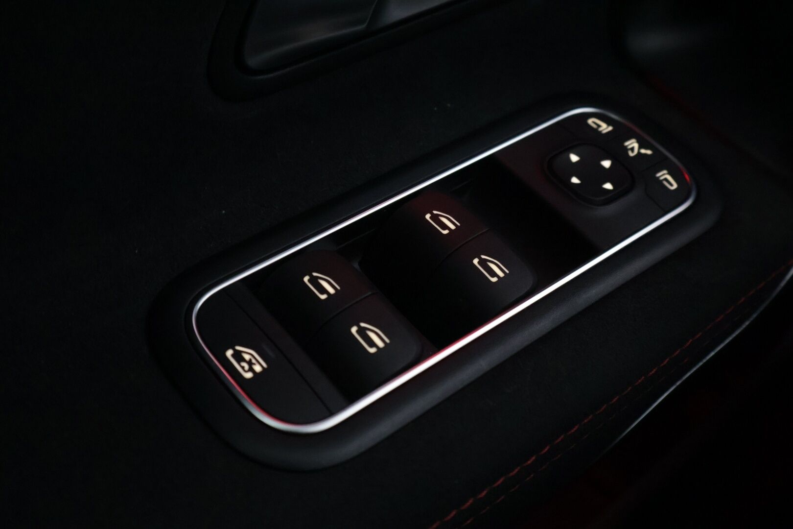 MERCEDES-BENZ A 2023 250e AMG Line * Facelift / Widescreen / KeylessGo / Peruutuskamera / Ratinlämmitin * - Huippu Nokian nastarenkaat! / Juuri huollettu - HULLUT BLACKWEEK JATKOT - KORKOTARJOUS 2,49%