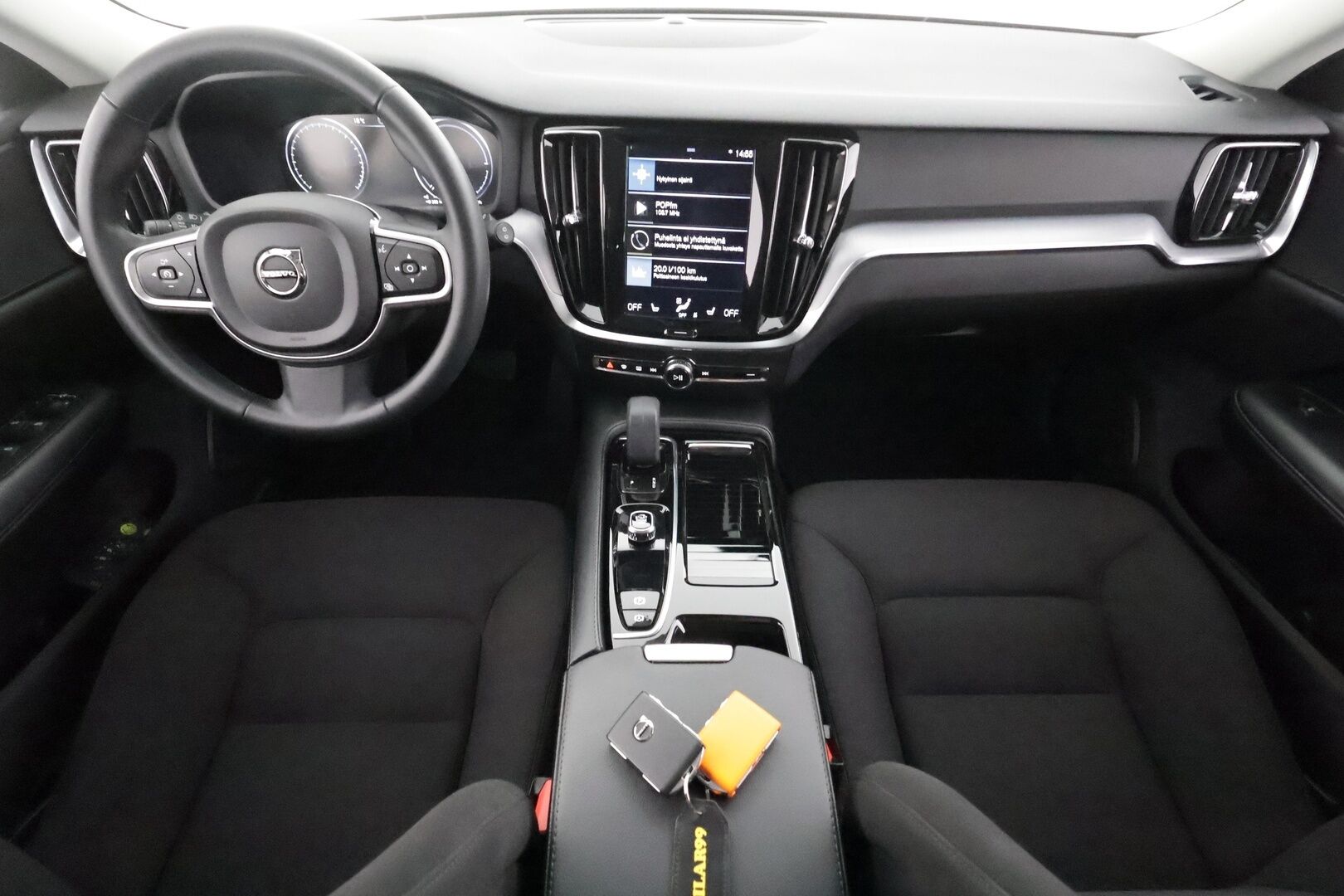 Volvo V60 2022 T6 AWD Long Range Inscription Expression Edition aut - | Koukku | ACC | 360 | LED | Navi | Kaistavahti | Keyless | Digimittaristo | 2x Latauskaapelit | Kahdet renkaat |