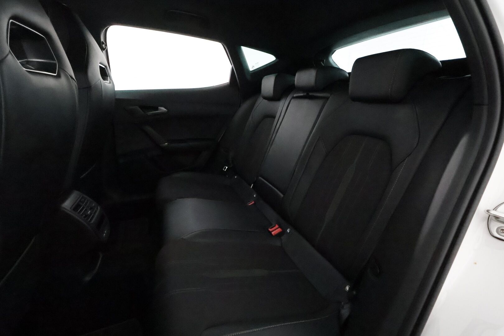 Cupra Formentor 2022 VZ 1.4 PHEV 180 kW e-HYBRID DSG **Adapt.Vakkari / LED-valot / P.Kamera / Sporttipenkki Muistilla / Navi / Kaistavahti** - 2x Latauskaapelit / Kahdet Renkaat