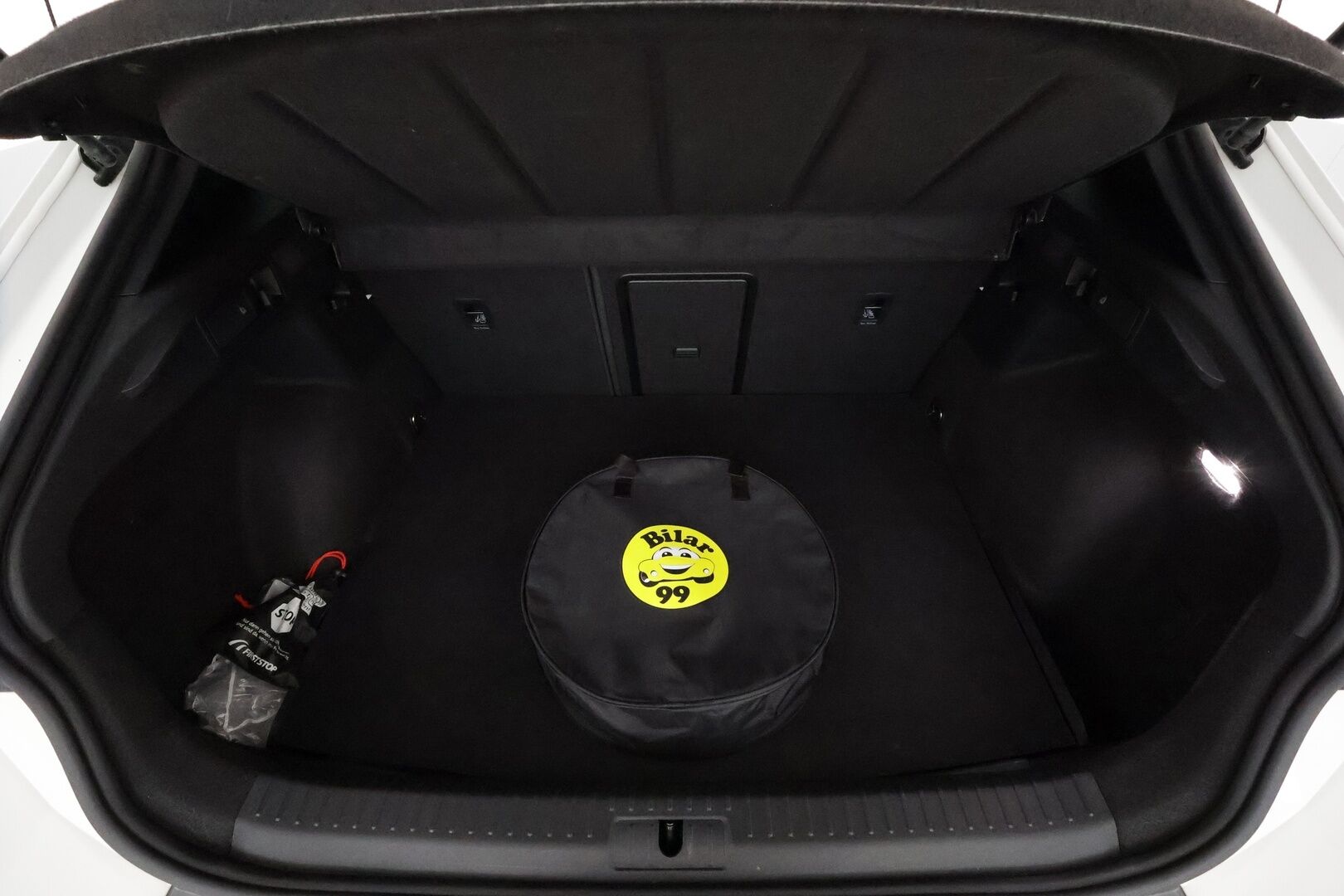 Cupra Formentor 2022 VZ 1.4 PHEV 180 kW e-HYBRID DSG **Adapt.Vakkari / LED-valot / P.Kamera / Sporttipenkki Muistilla / Navi / Kaistavahti** - 2x Latauskaapelit / Kahdet Renkaat