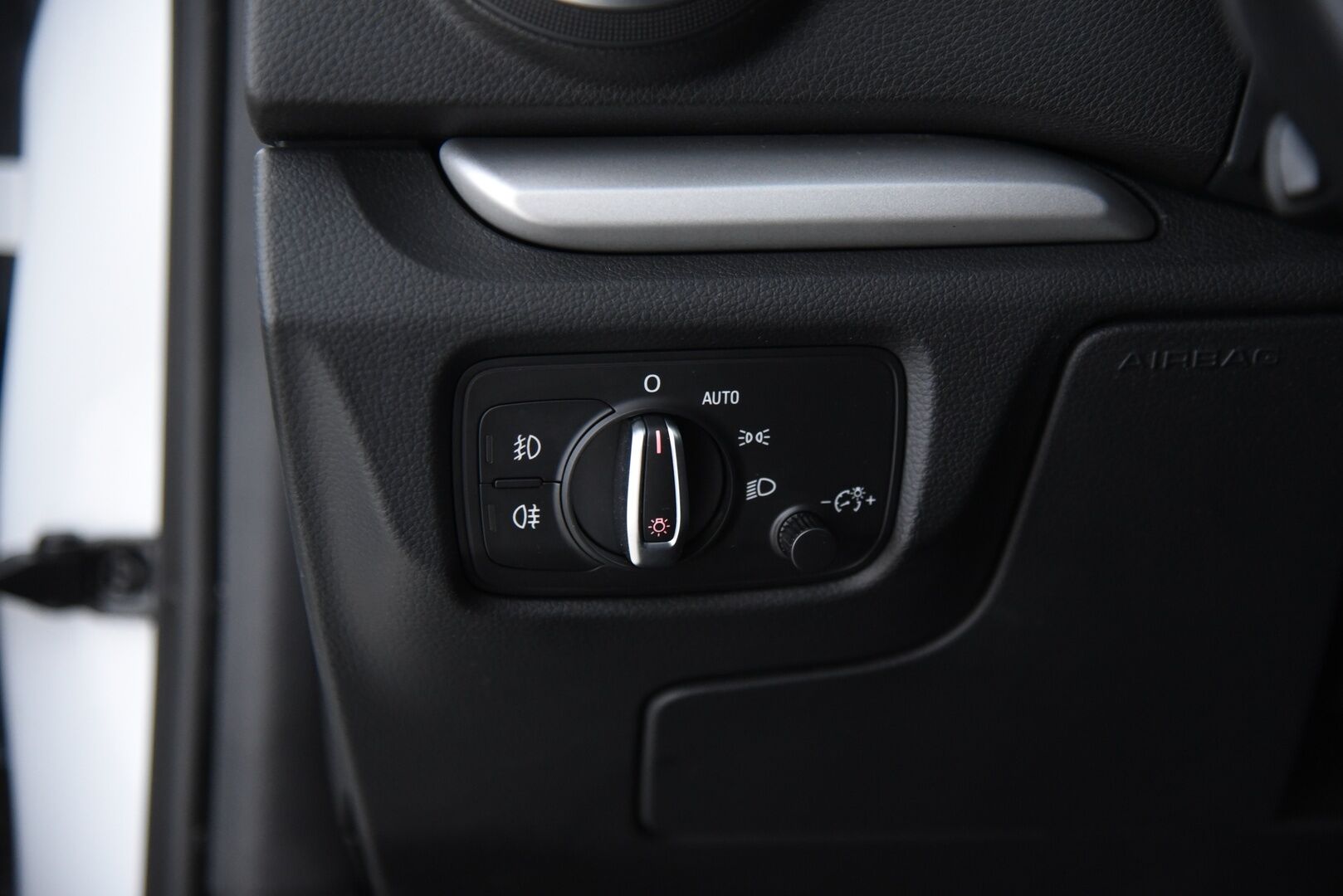 Audi A3 2013 Sportback Business 1,4 TFSI 90 kW / Suomi-auto / Vakkari / Koukku / Xenon-ajovalot - 2x renkaat / Juuri katsastettu 
