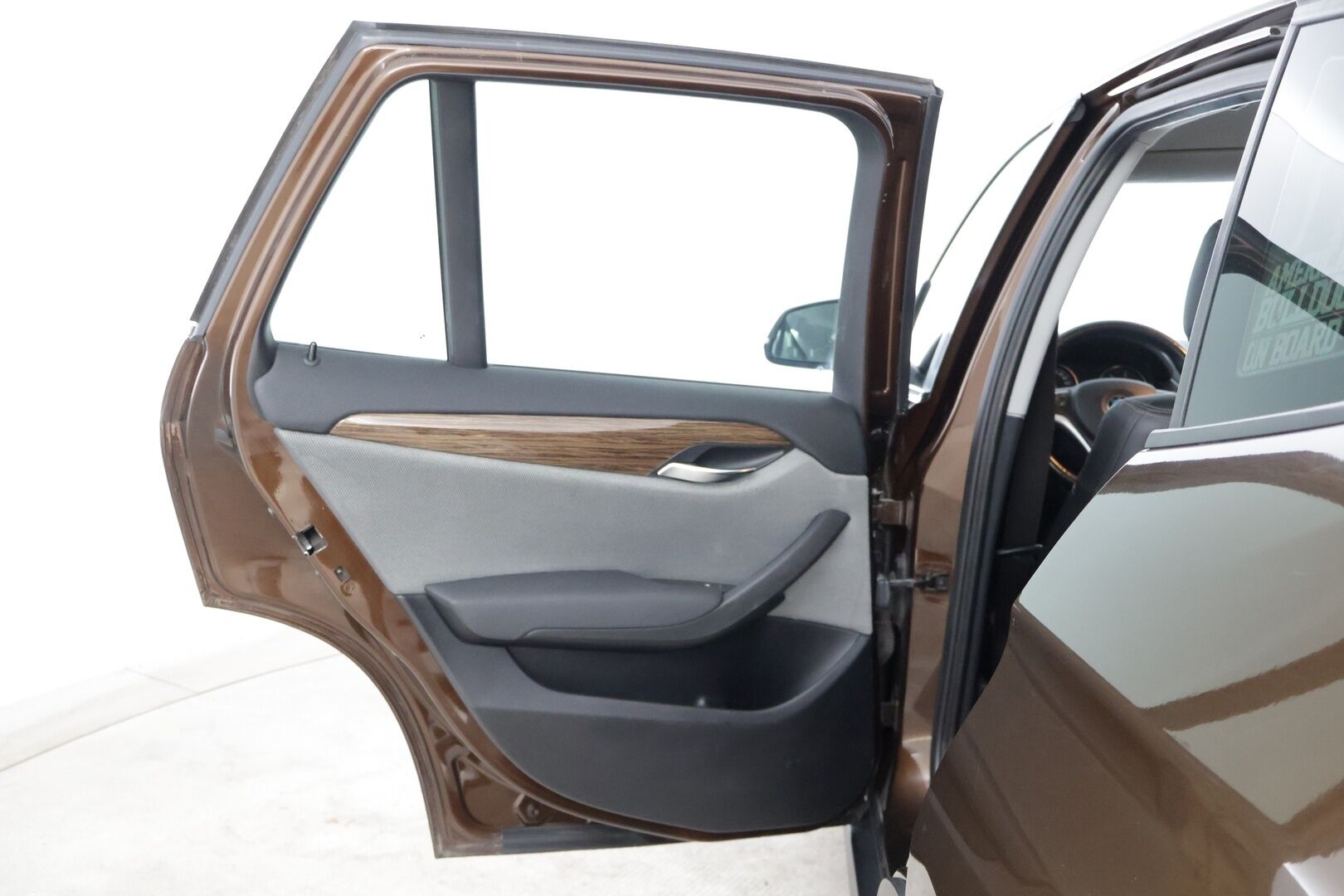 BMW X1 2013 xDrive18d TwinPower Turbo A E84 Business Automatic - * Tämä auto myydään Huutokaupat.com iän ja kilometrien vuoksi * 