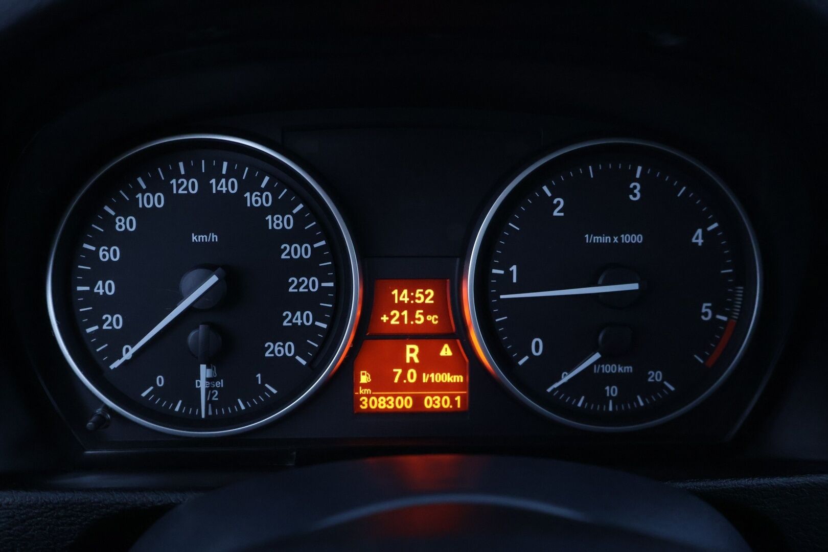 BMW X1 2013 xDrive18d TwinPower Turbo A E84 Business Automatic - * Tämä auto myydään Huutokaupat.com iän ja kilometrien vuoksi * 