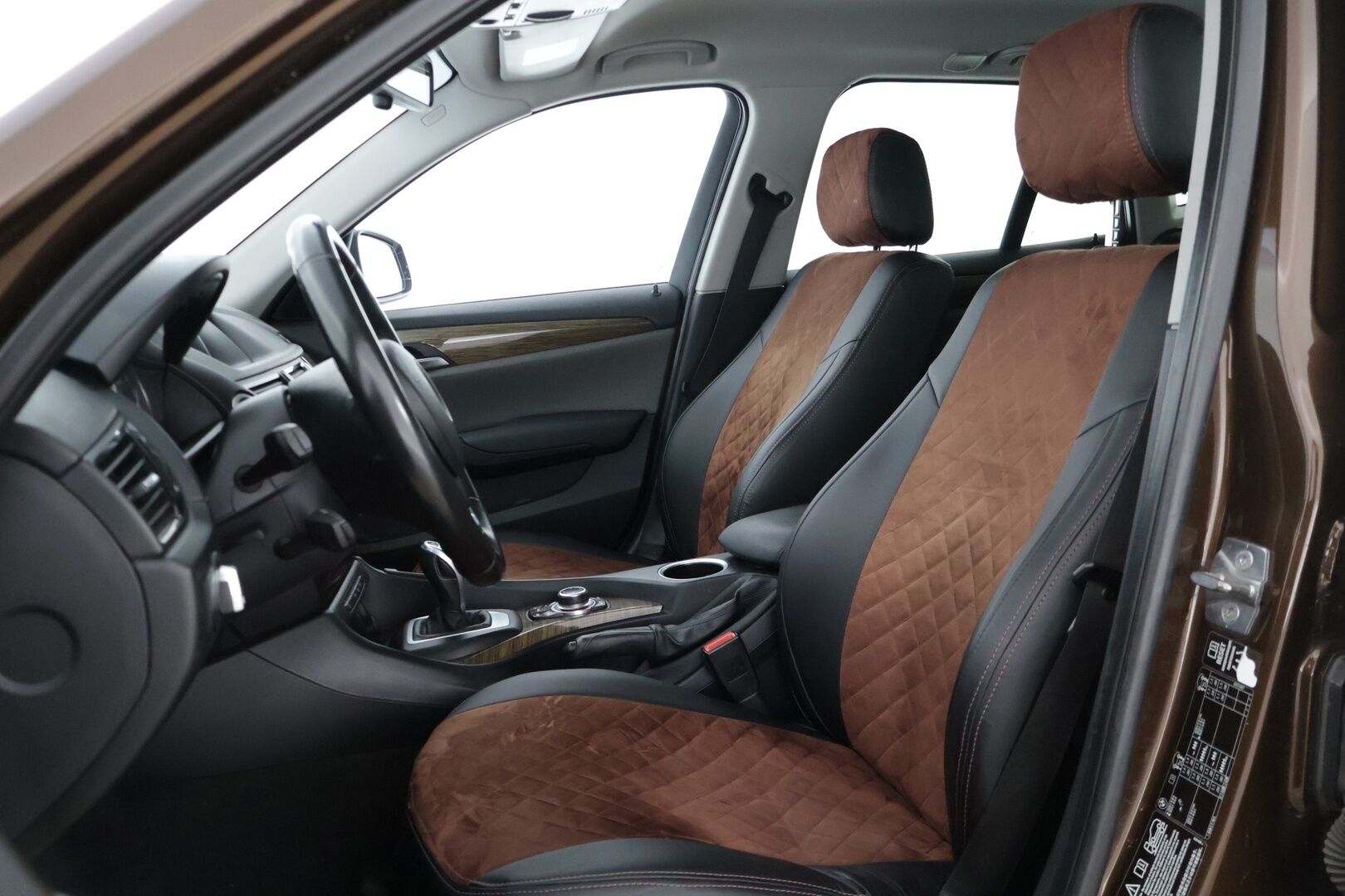 BMW X1 2013 xDrive18d TwinPower Turbo A E84 Business Automatic - * Tämä auto myydään Huutokaupat.com iän ja kilometrien vuoksi * 