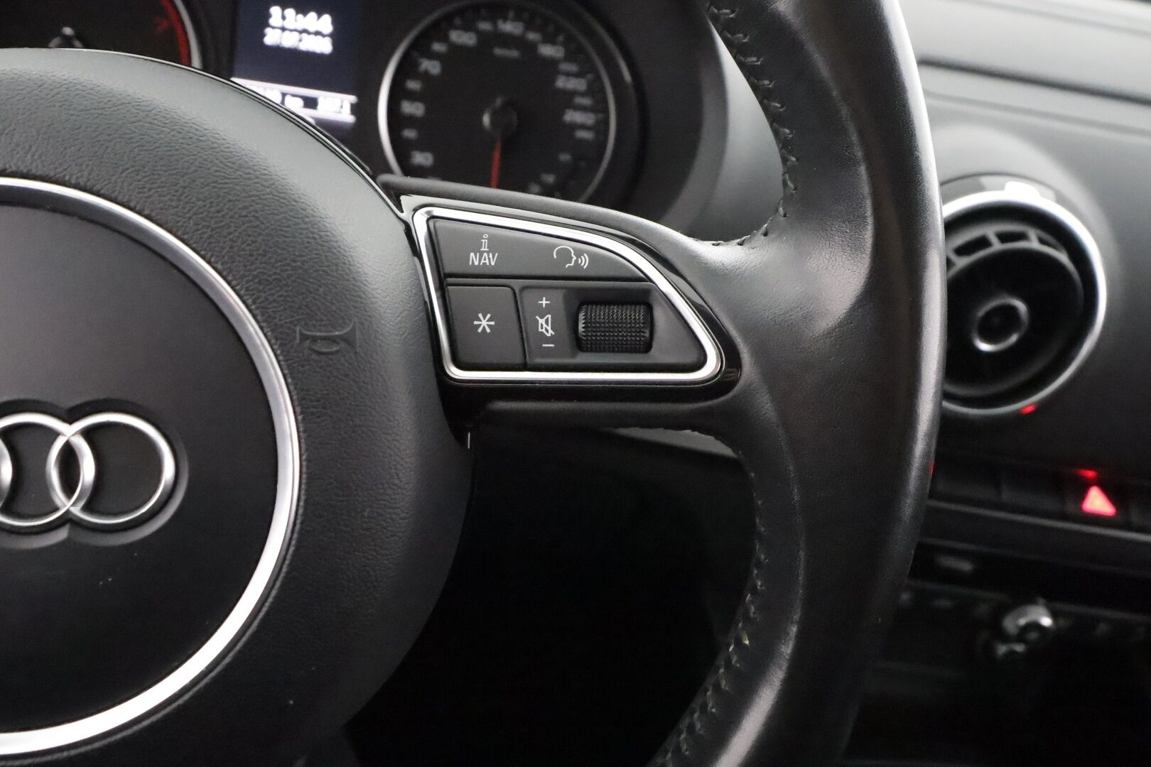 Audi A3 2013 Sportback Business Sport 1,4 TFSI 90 kW S tronic