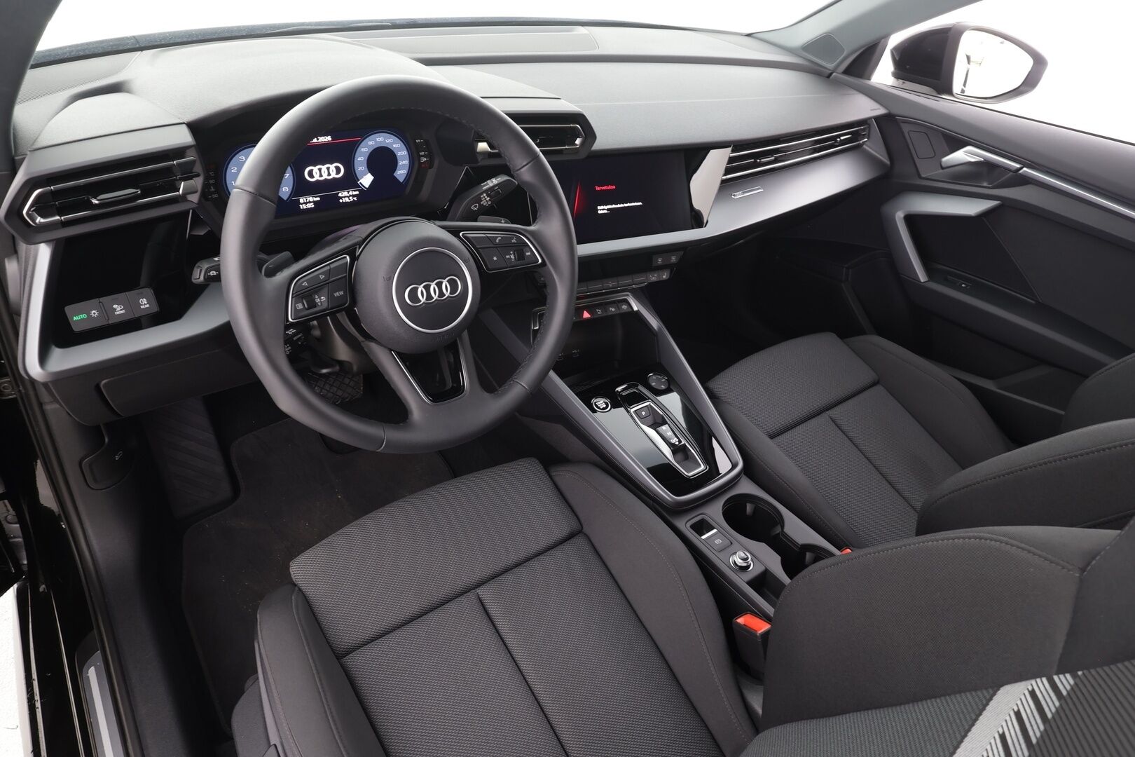 Audi A3 2025 Sportback 30 TFSI - | P.Kamera | Sporttipenkit | ACC | LED | Kaistavahti | Digimittaristo | Apple&Android | Facelift | 1-om Suomi-auto | Kahdet renkaat | Merkkihuollettu |