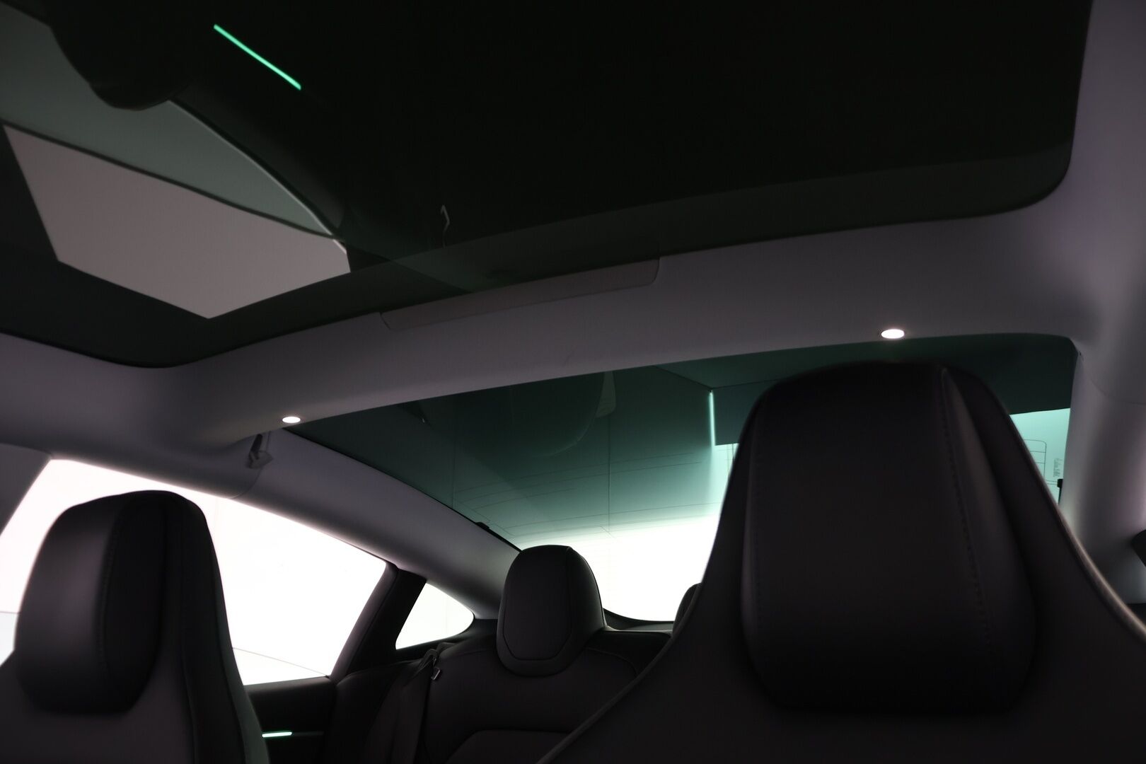 Tesla Model 3 2024 Performance AWD Highland - ILP | Lasikatto | ACC | Matrix | P.Kamera | Ilmastoitu Muistipenkki | Premium Audio